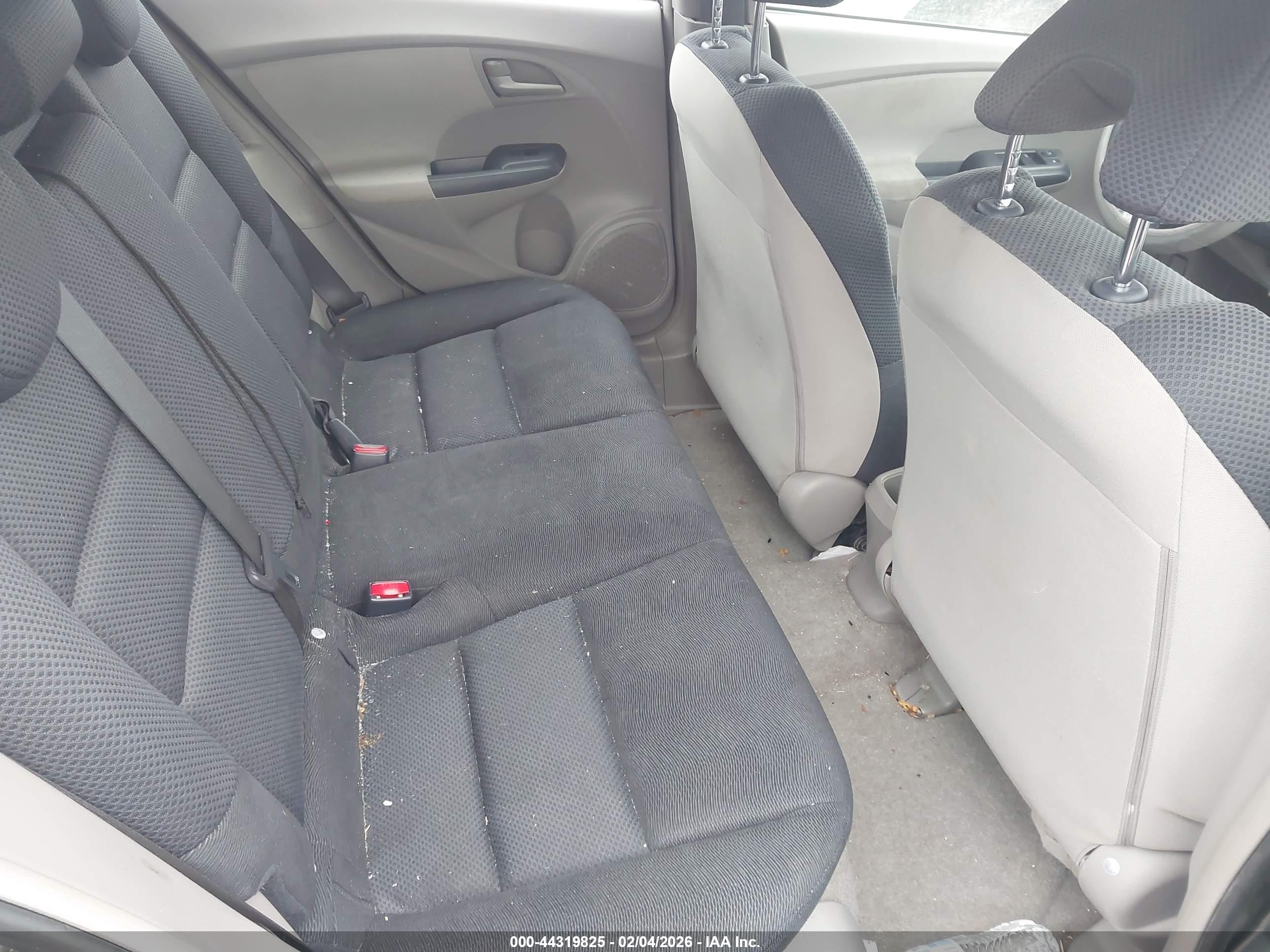 HONDA INSIGHT image 8