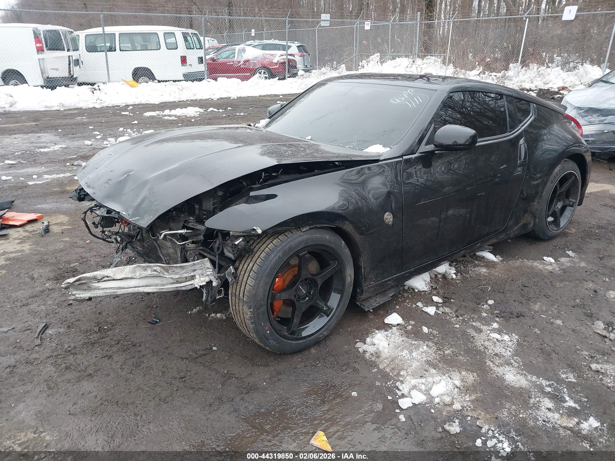 NISSAN 370Z image 2