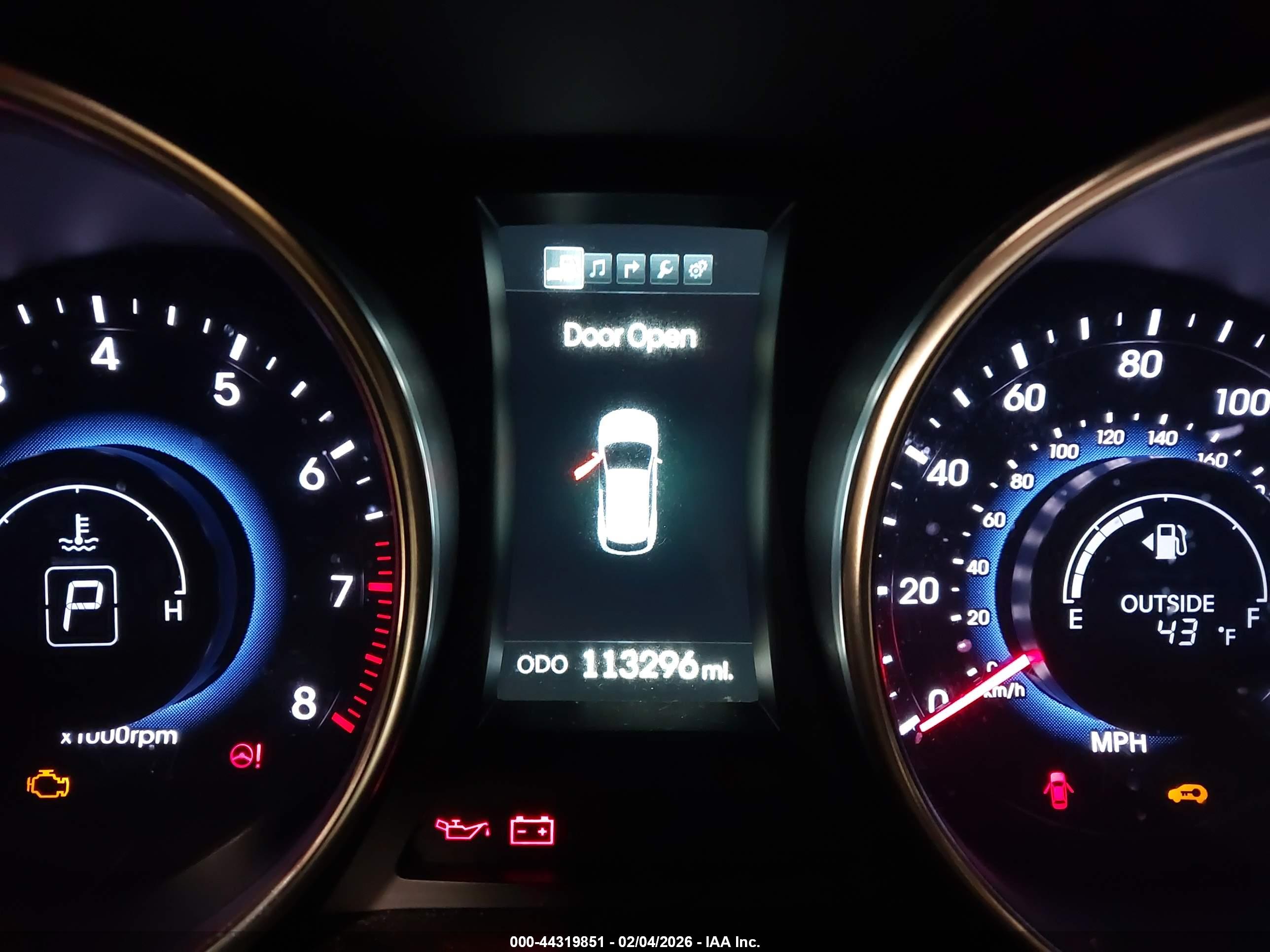 HYUNDAI SANTA image 7