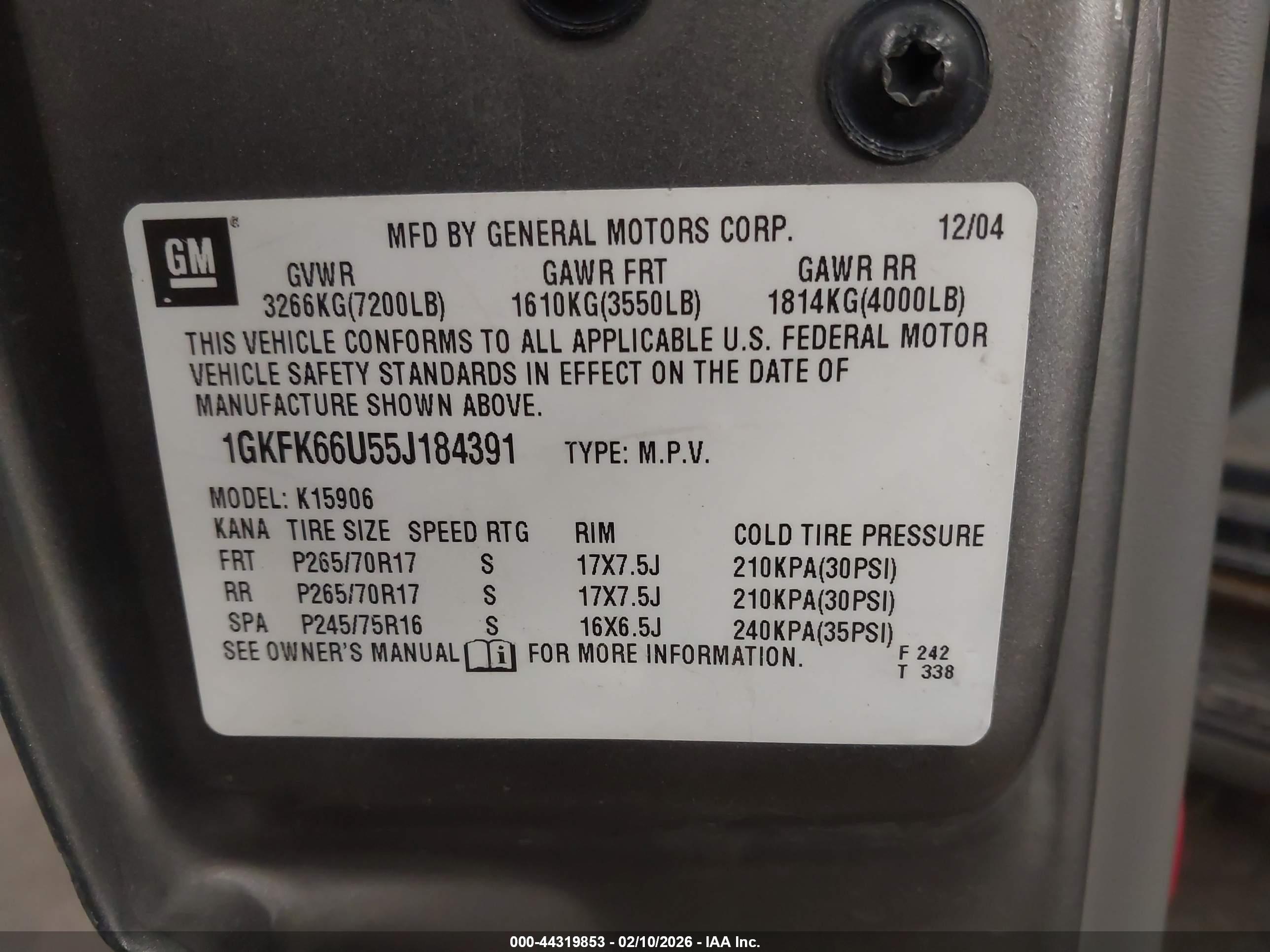 GMC YUKON image 9