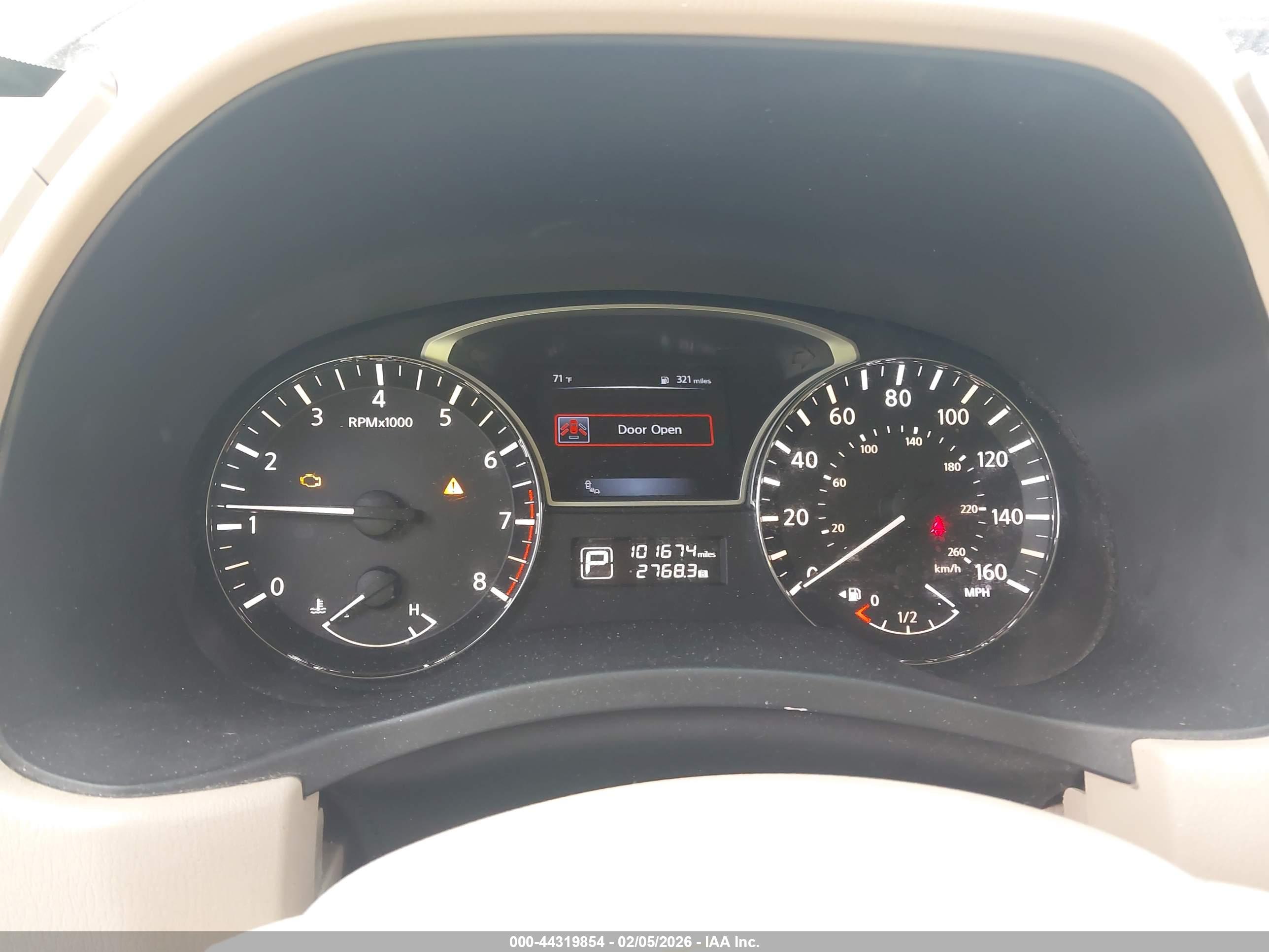 NISSAN PATHFINDER image 7