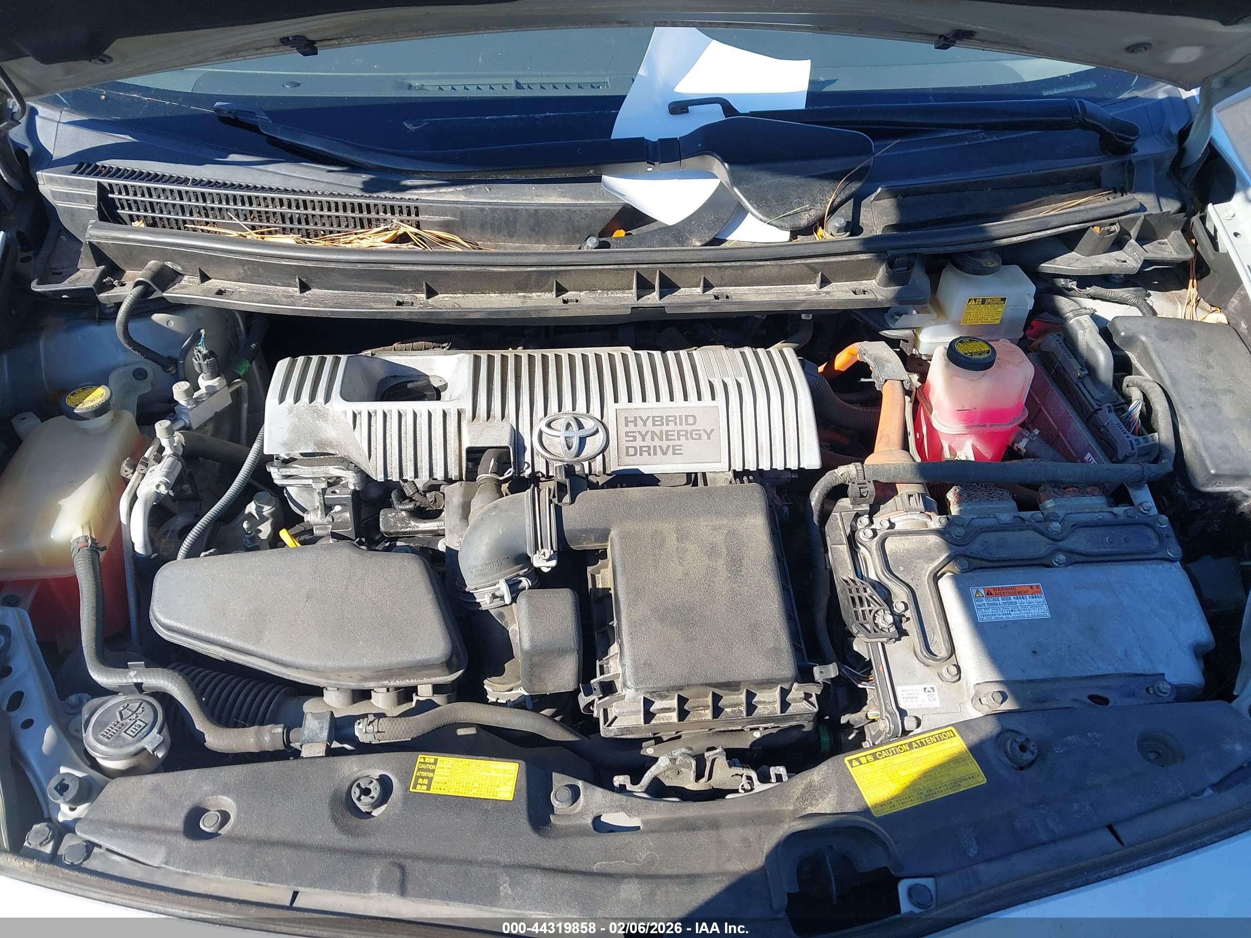 TOYOTA PRIUS image 10