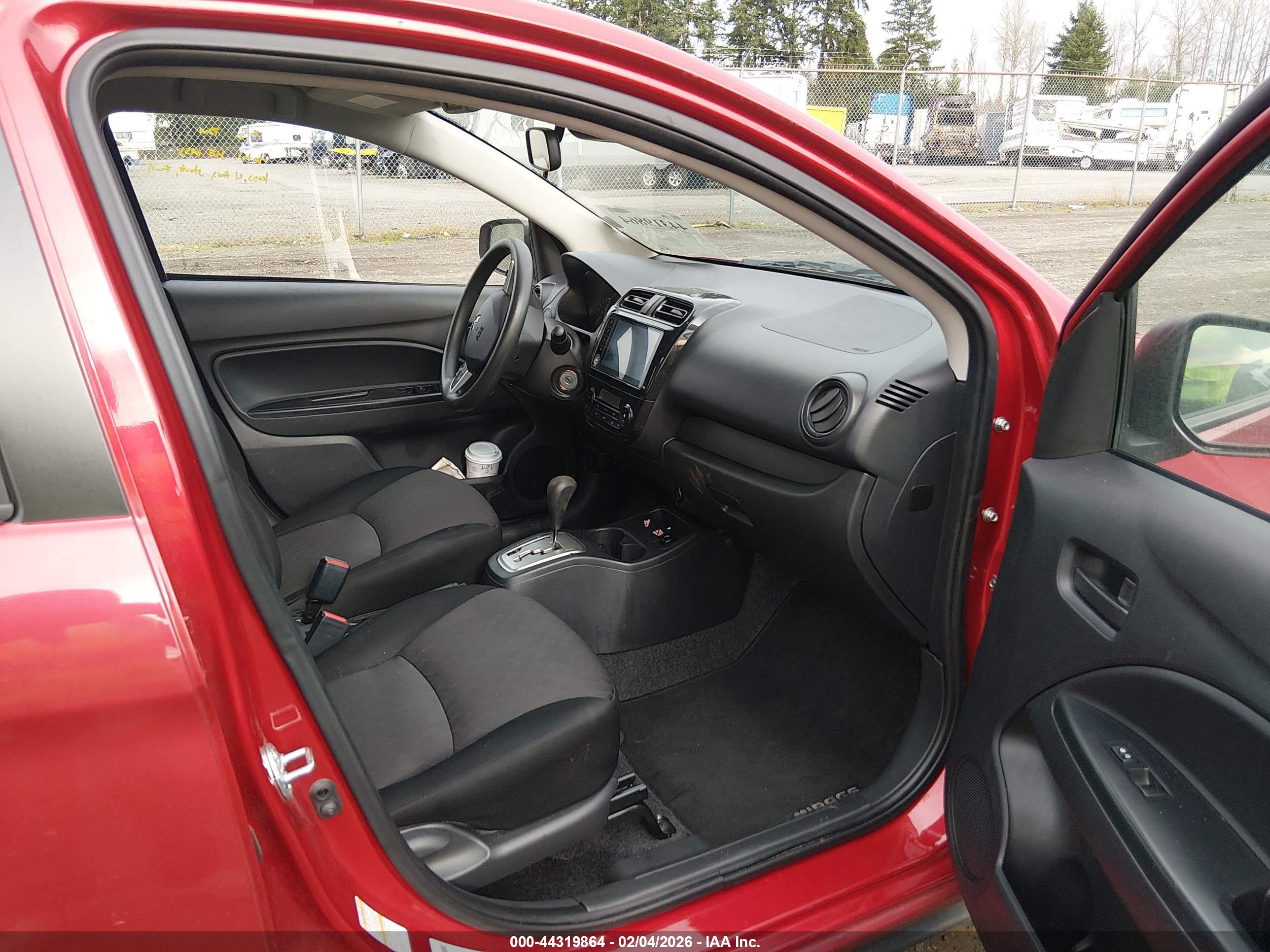MITSUBISHI MIRAGE image 5
