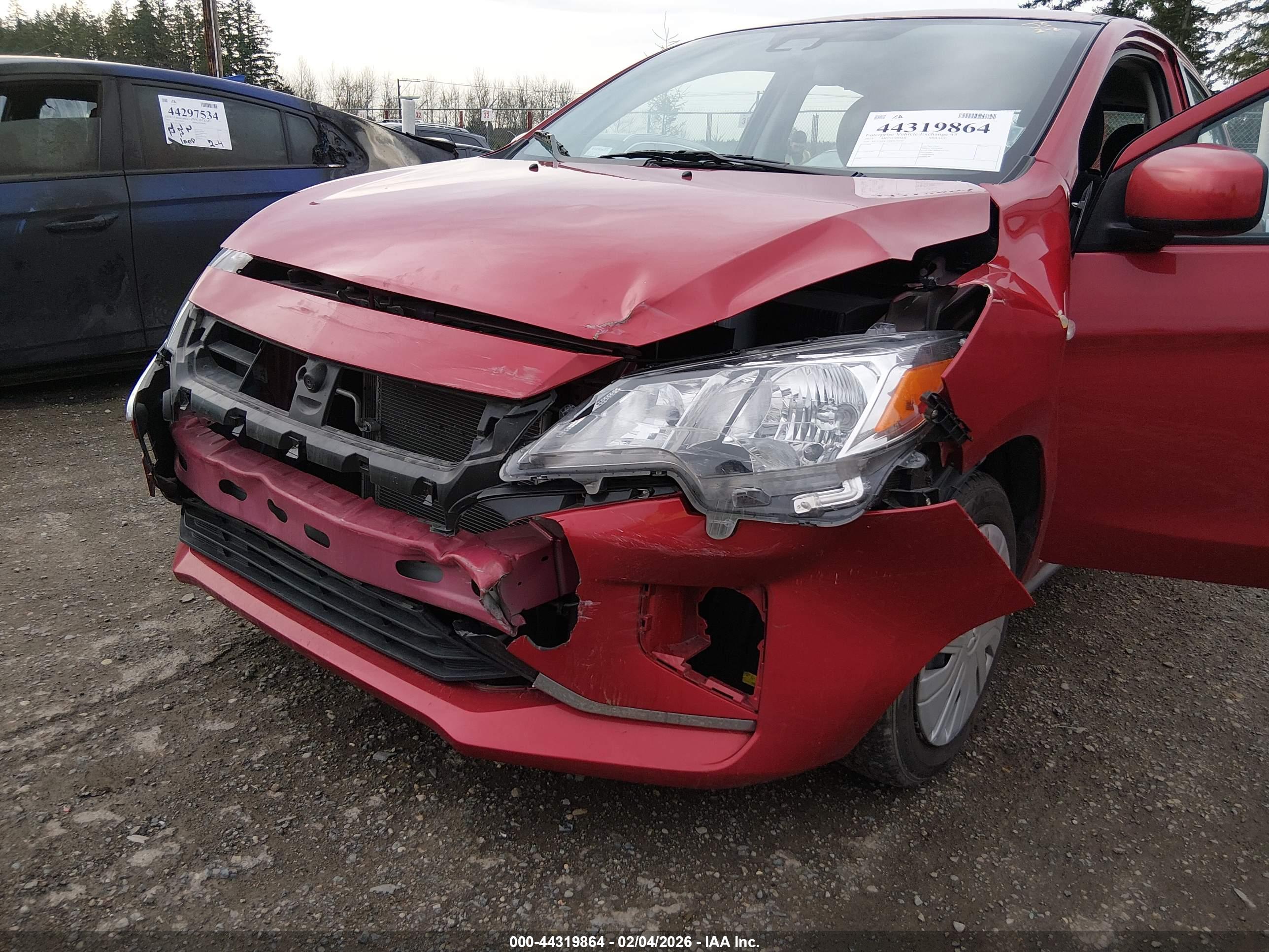 MITSUBISHI MIRAGE image 6