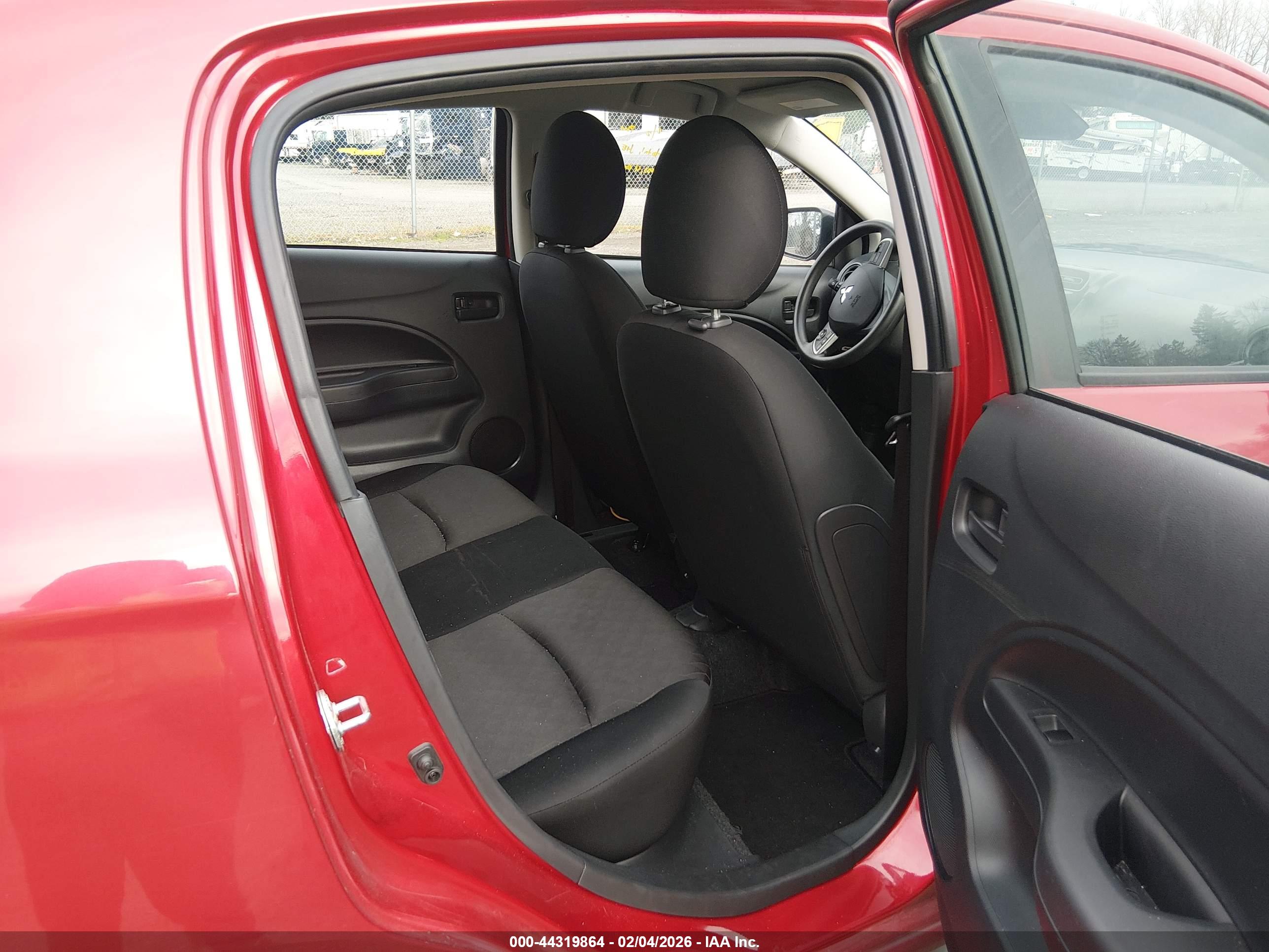 MITSUBISHI MIRAGE image 8