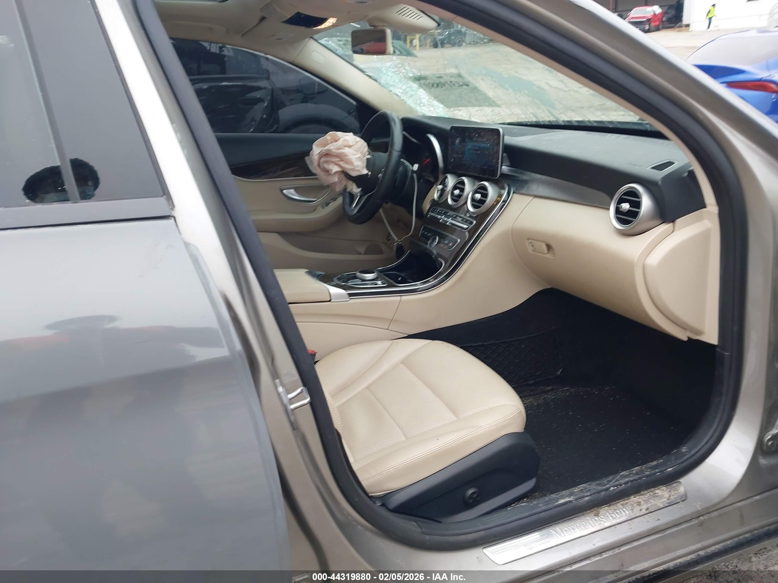 MERCEDES-BENZ C image 5