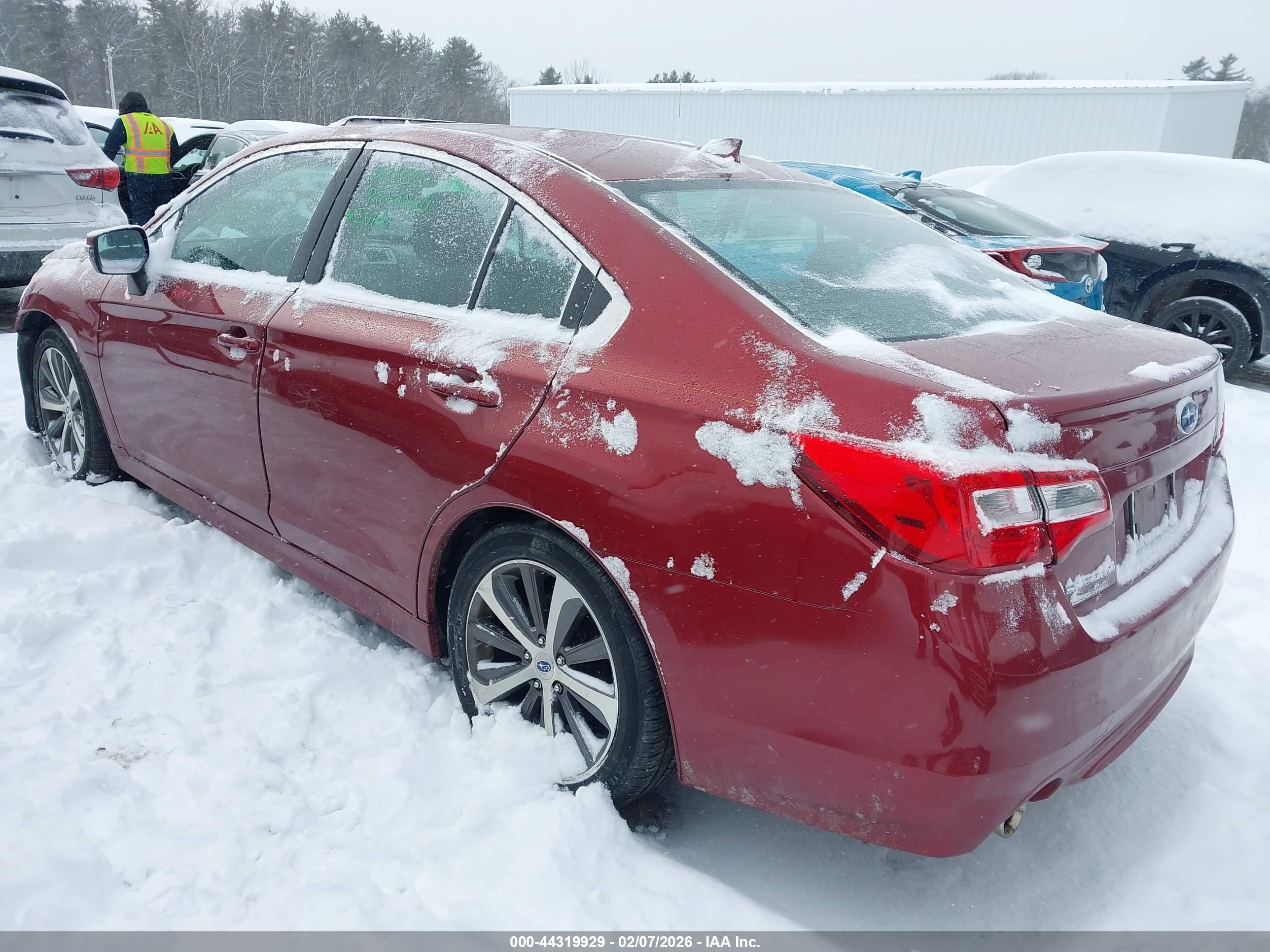 SUBARU LEGACY image 3