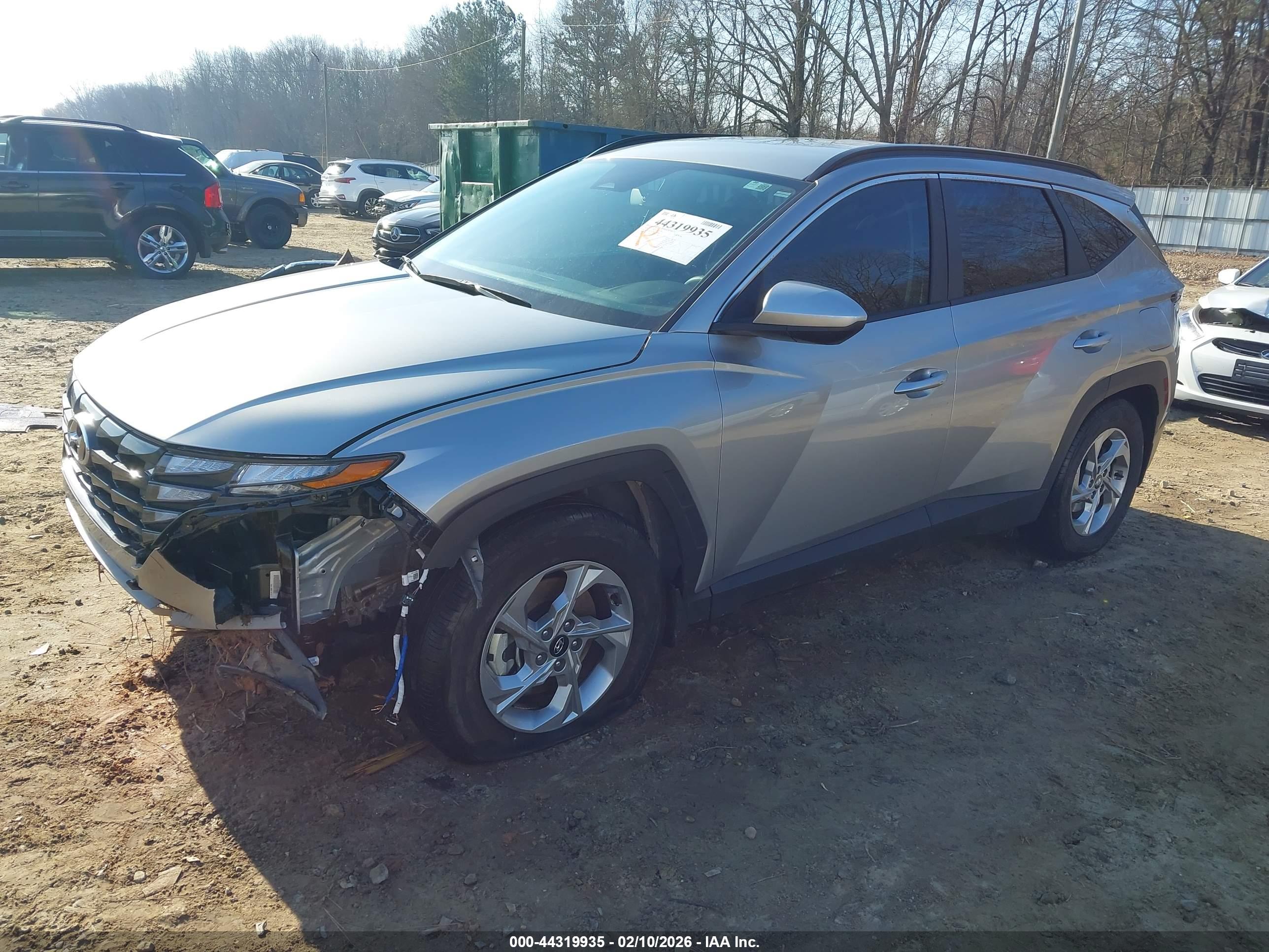 HYUNDAI TUCSON image 2