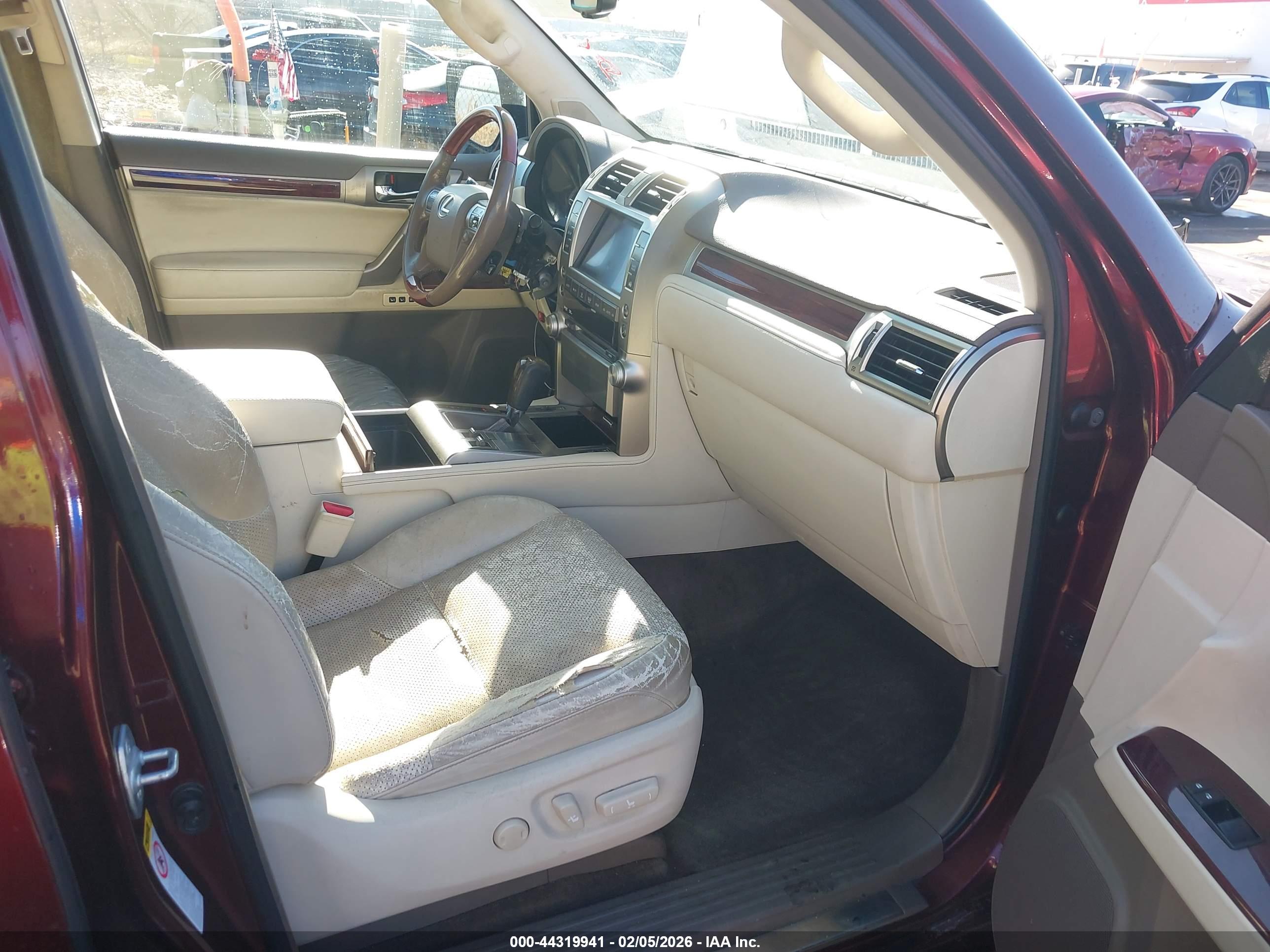 LEXUS GX image 5