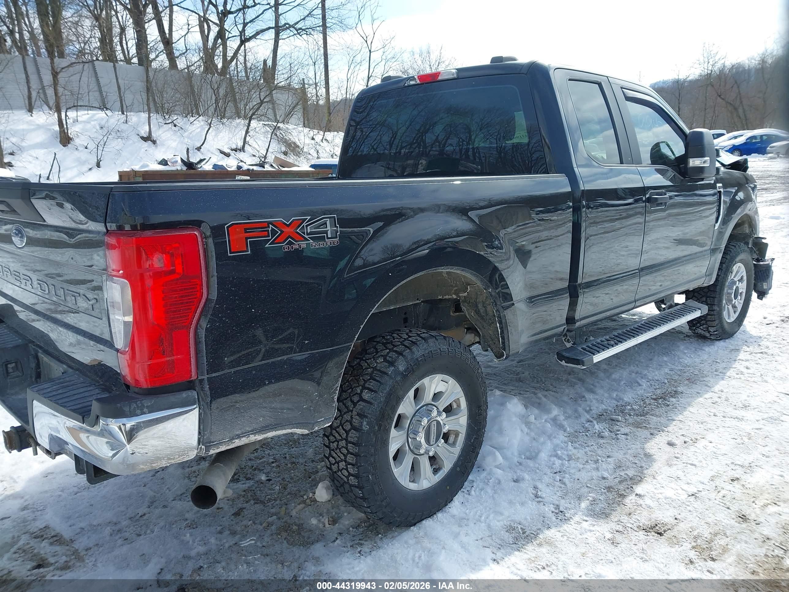 FORD F-250 image 4