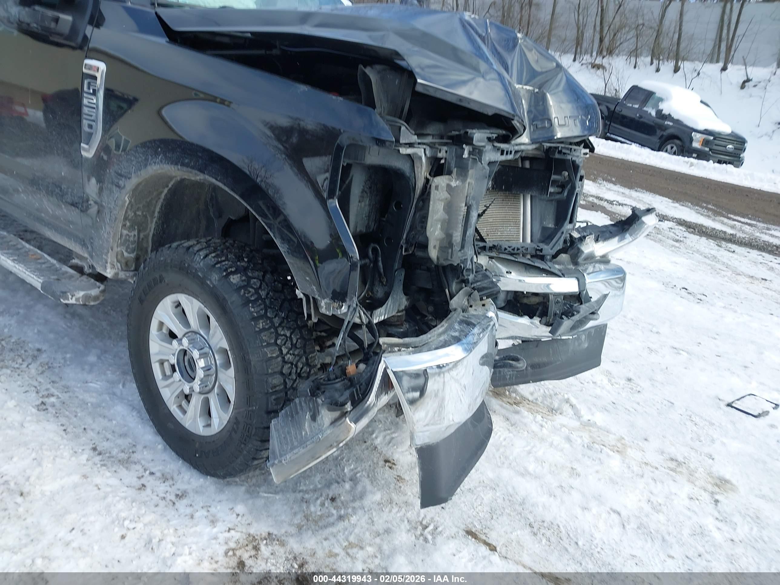 FORD F-250 image 6
