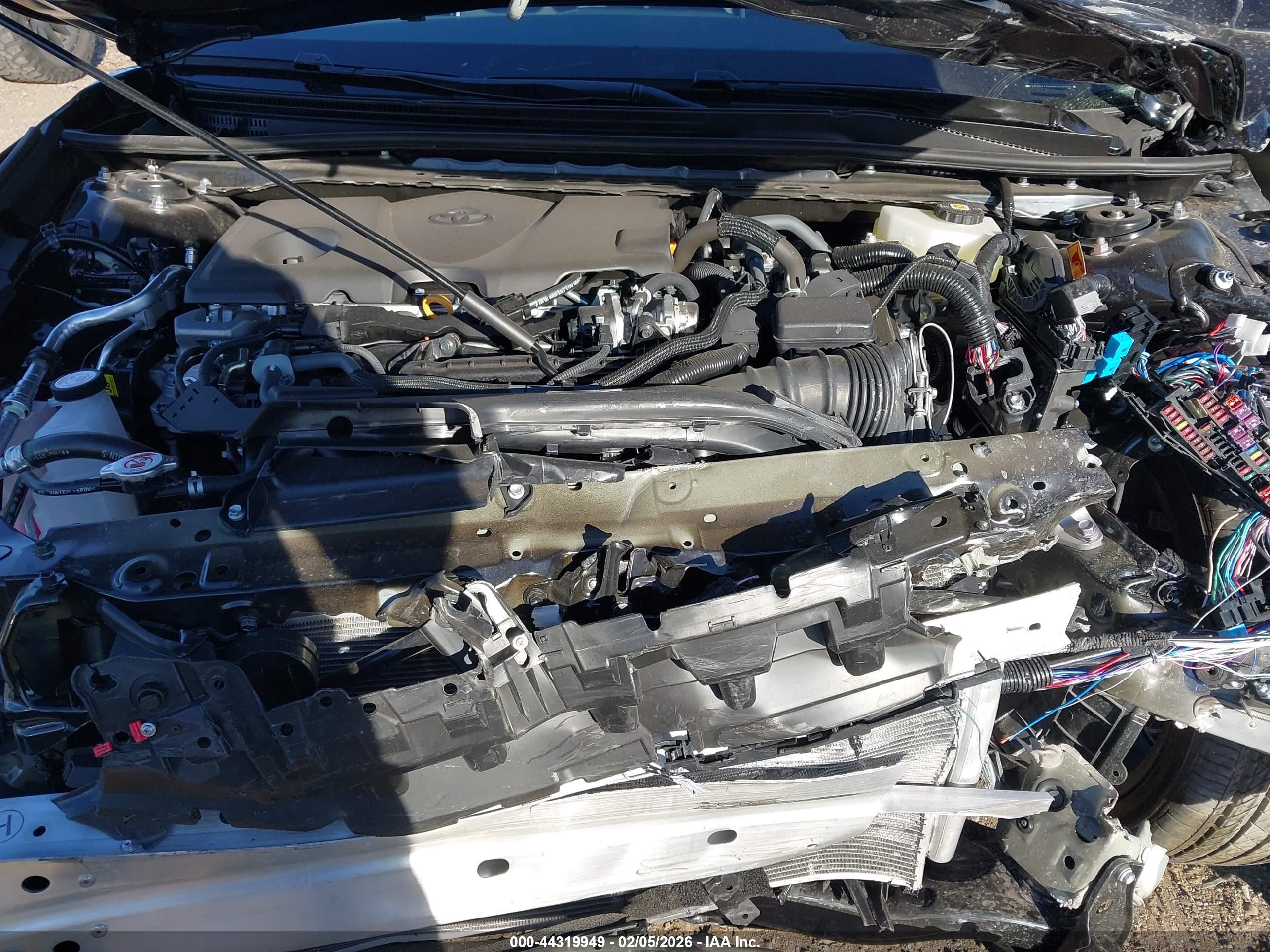 TOYOTA CAMRY image 10