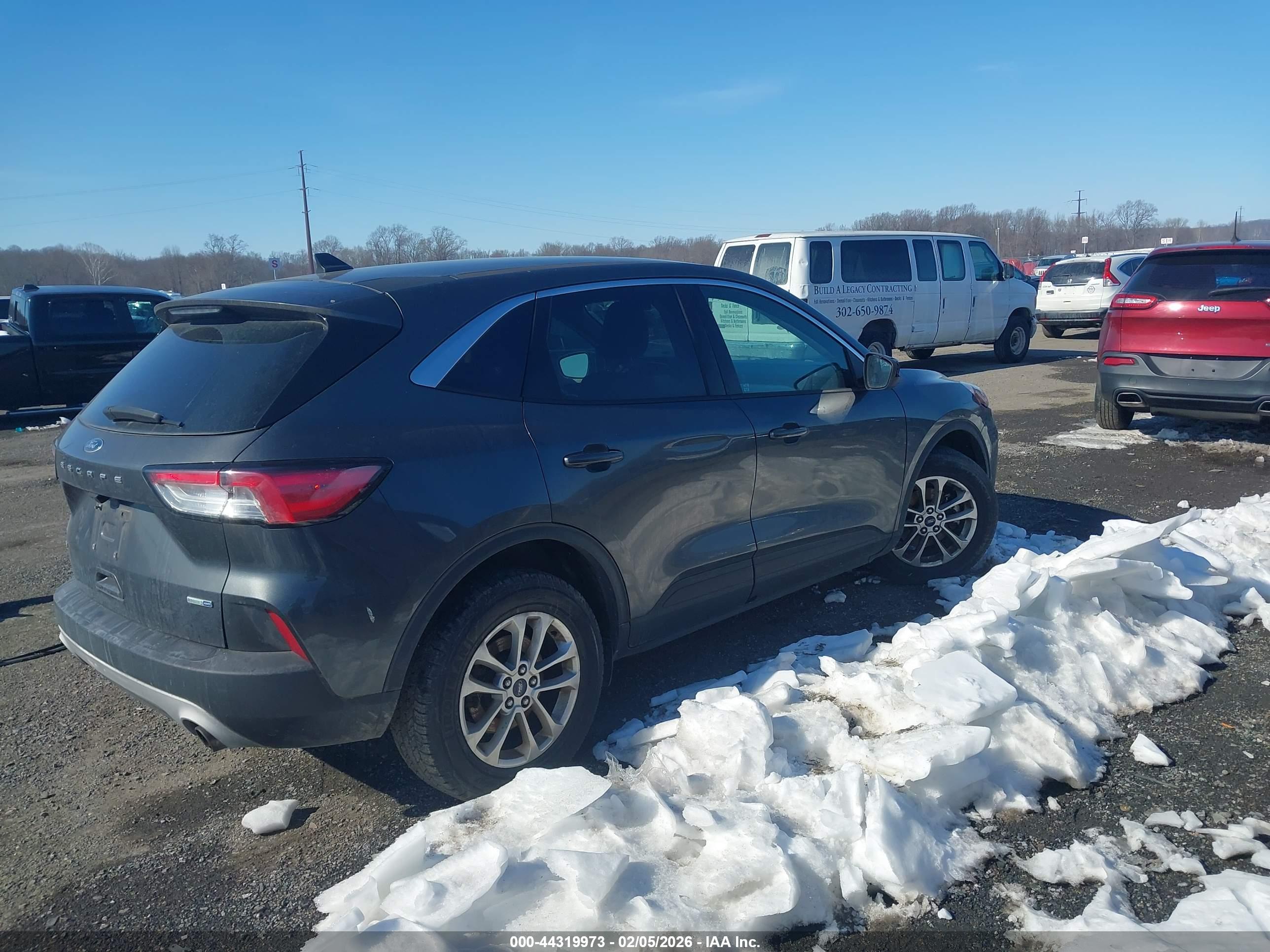 FORD ESCAPE image 4