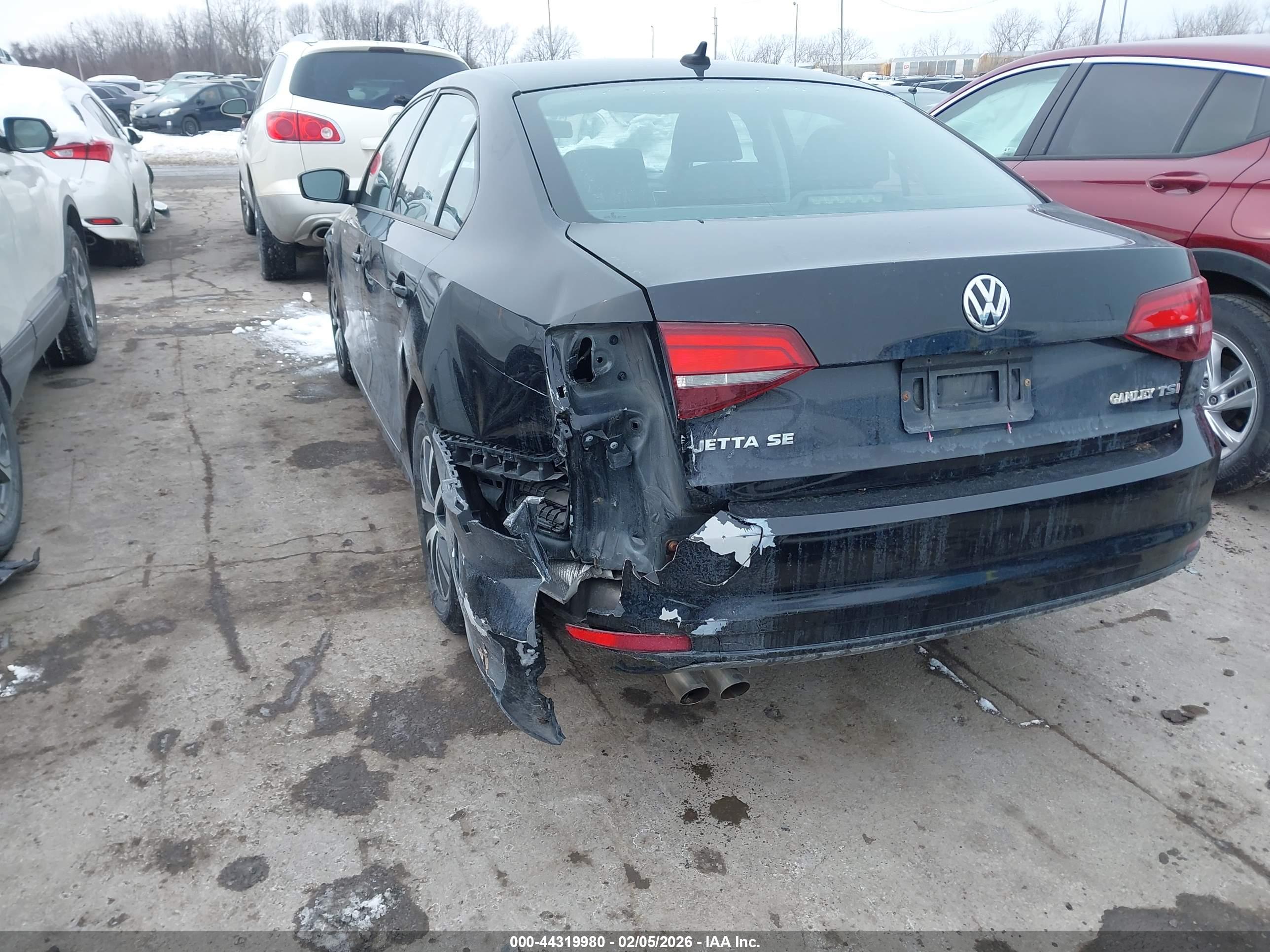 VOLKSWAGEN JETTA image 6