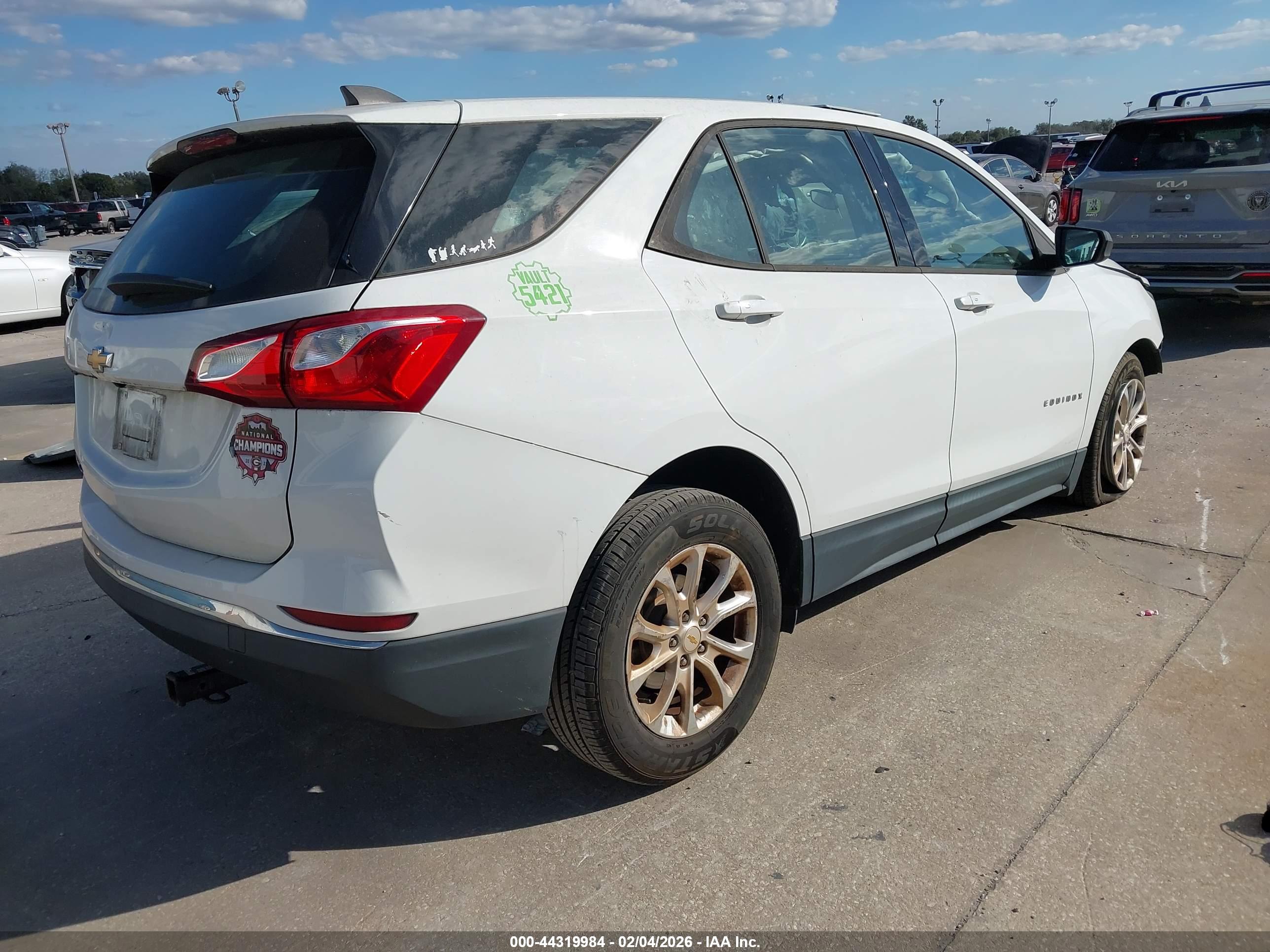 CHEVROLET EQUINOX image 4