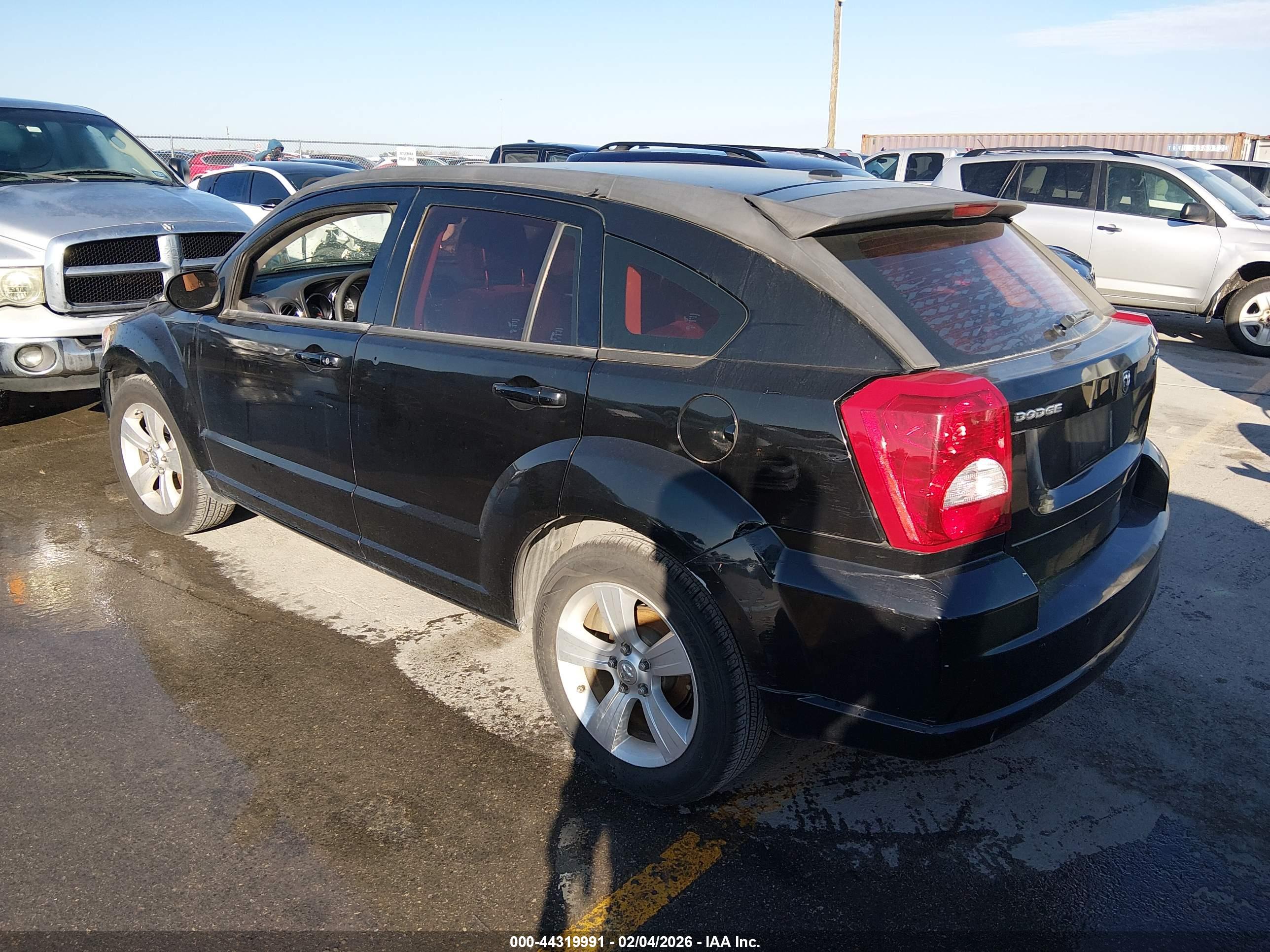DODGE CALIBER image 3