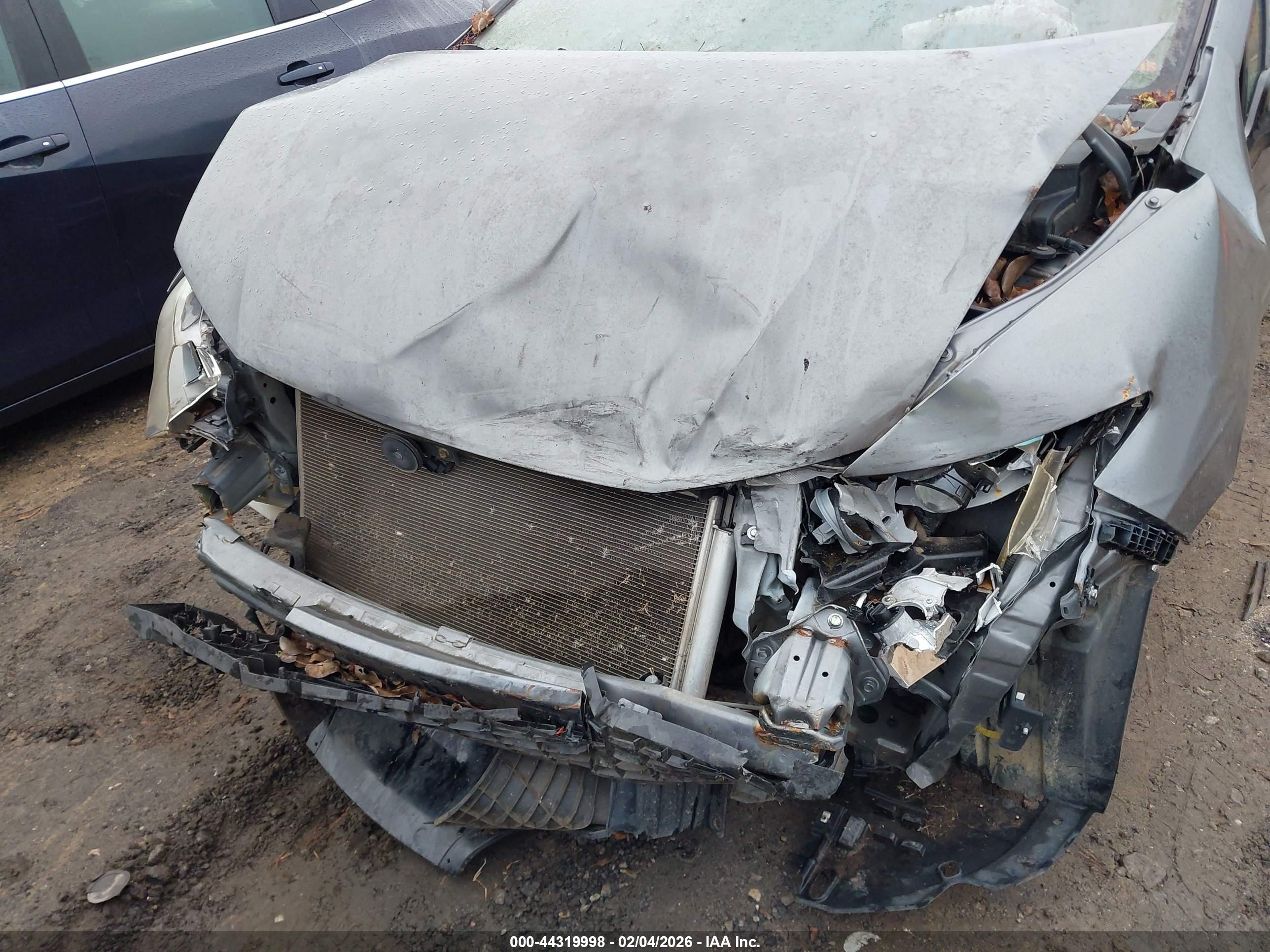 HONDA INSIGHT image 6