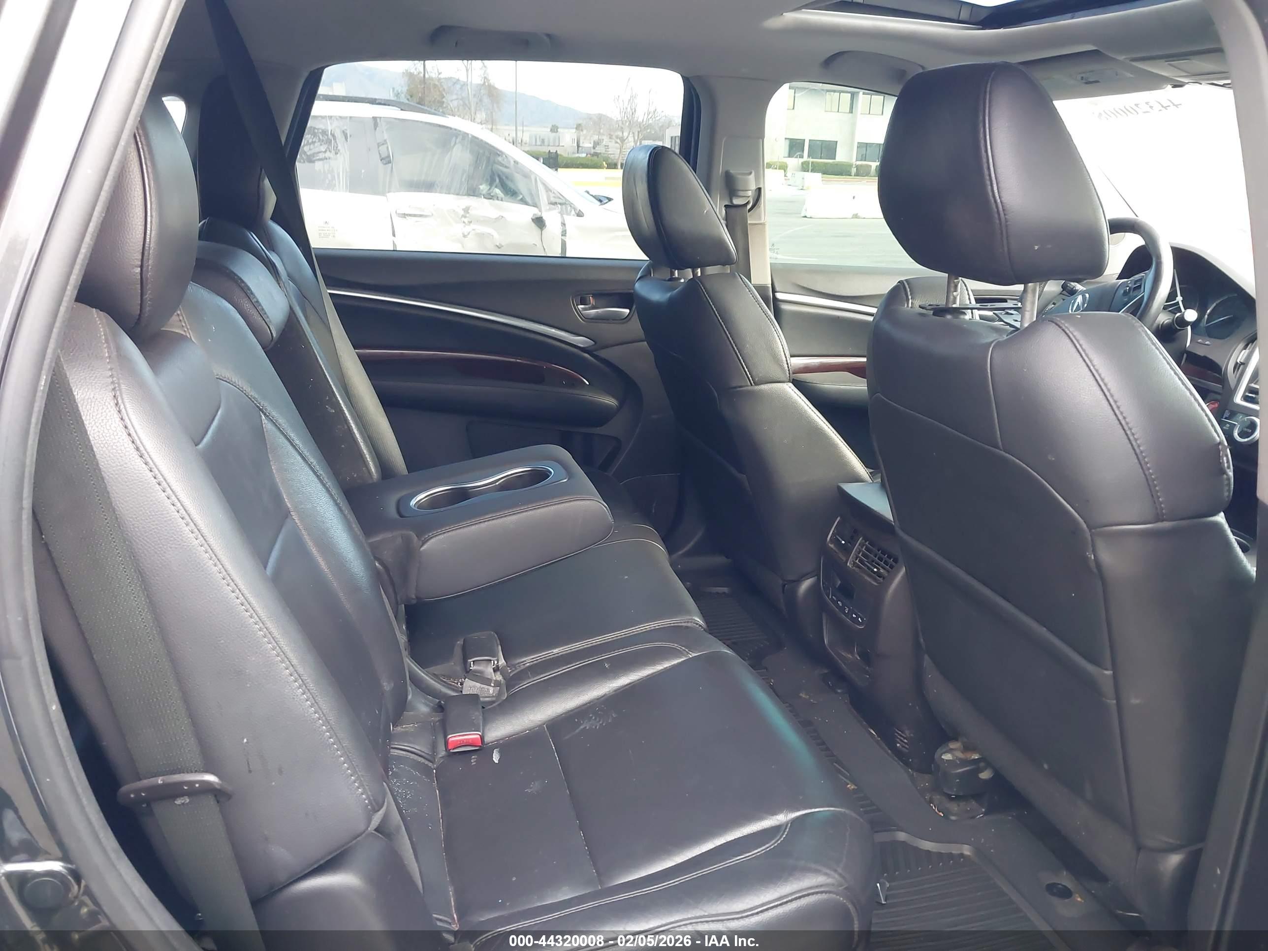 ACURA MDX image 8