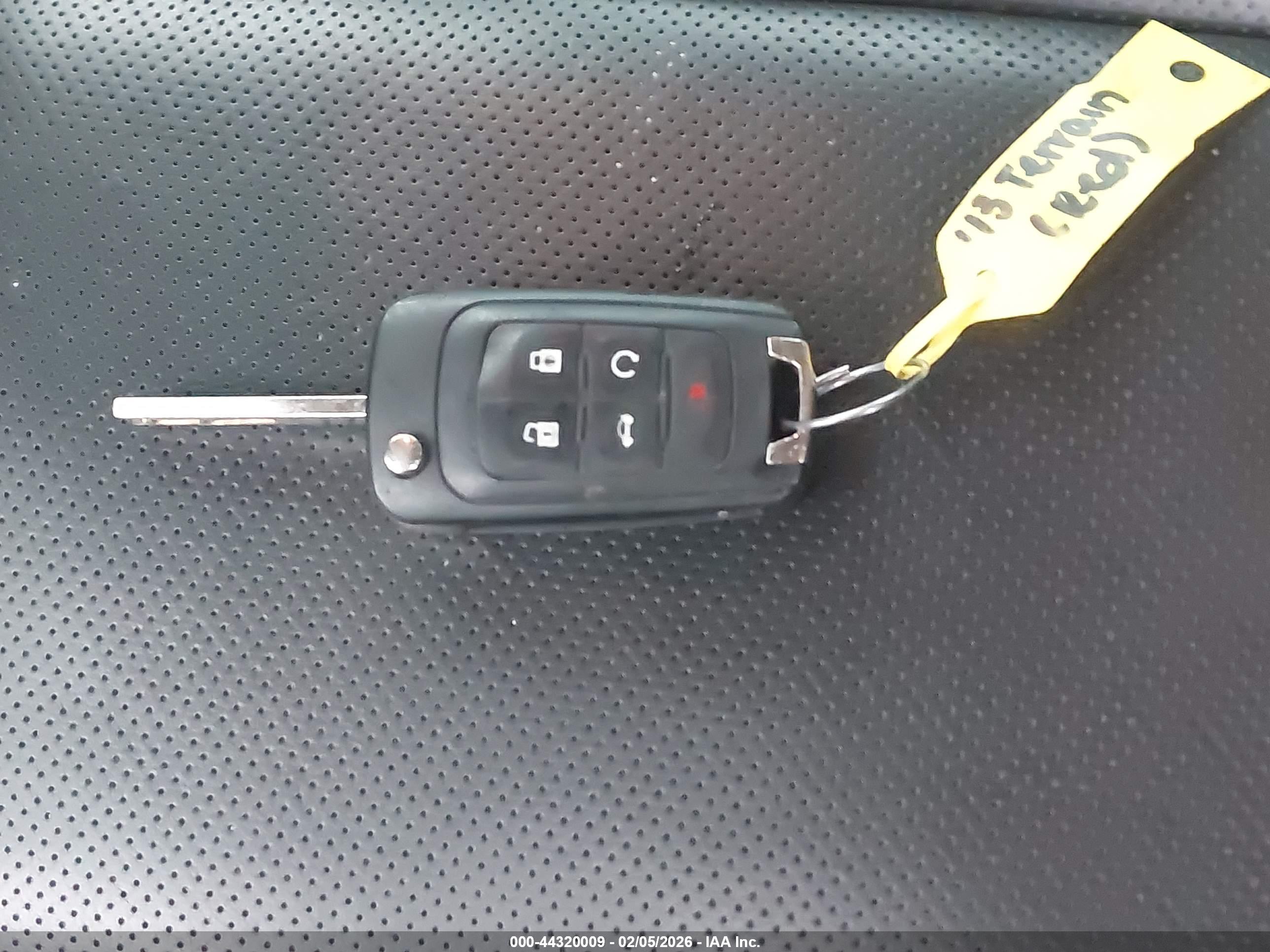 GMC TERRAIN image 11