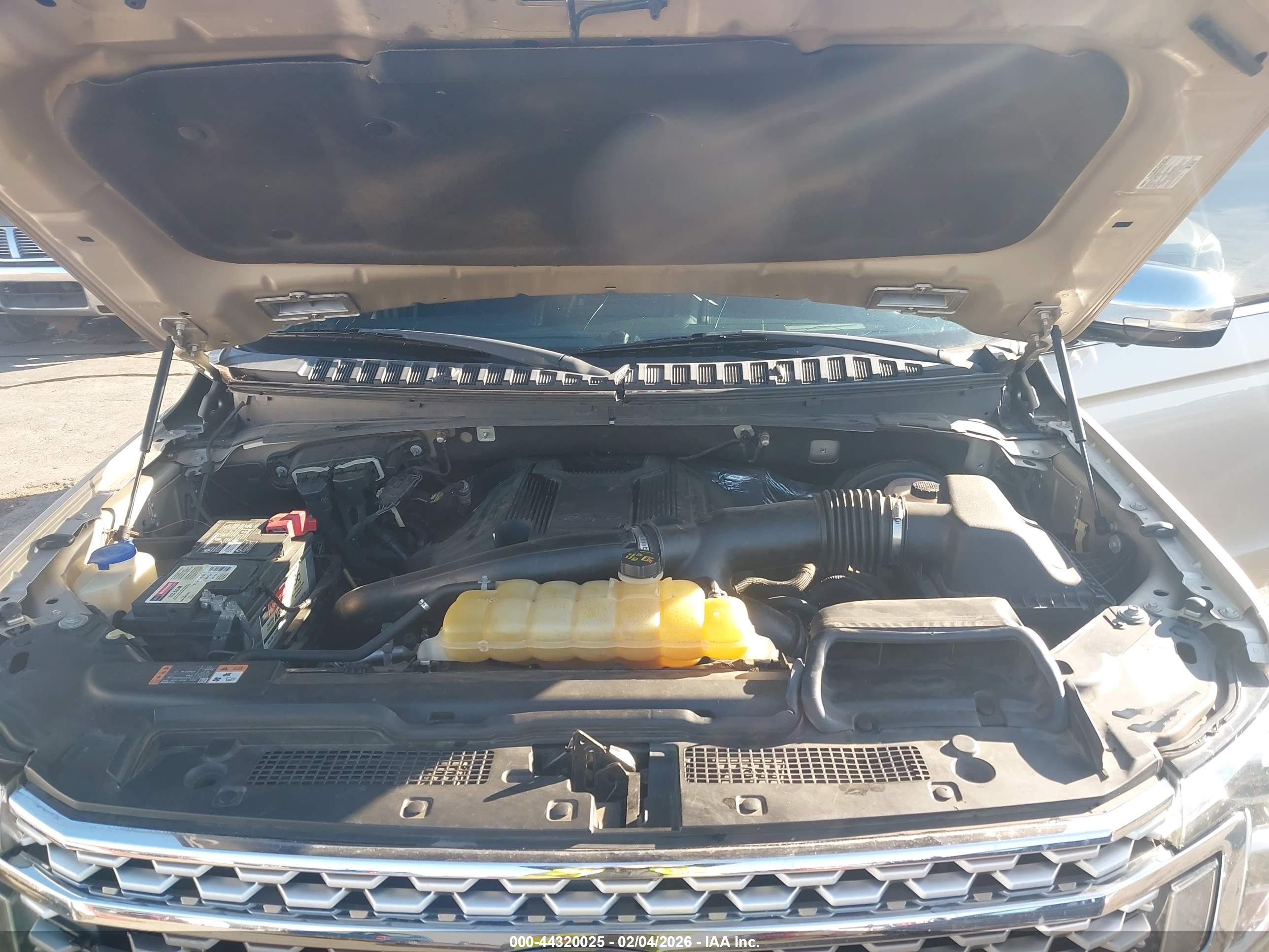 FORD EXPEDITION image 10
