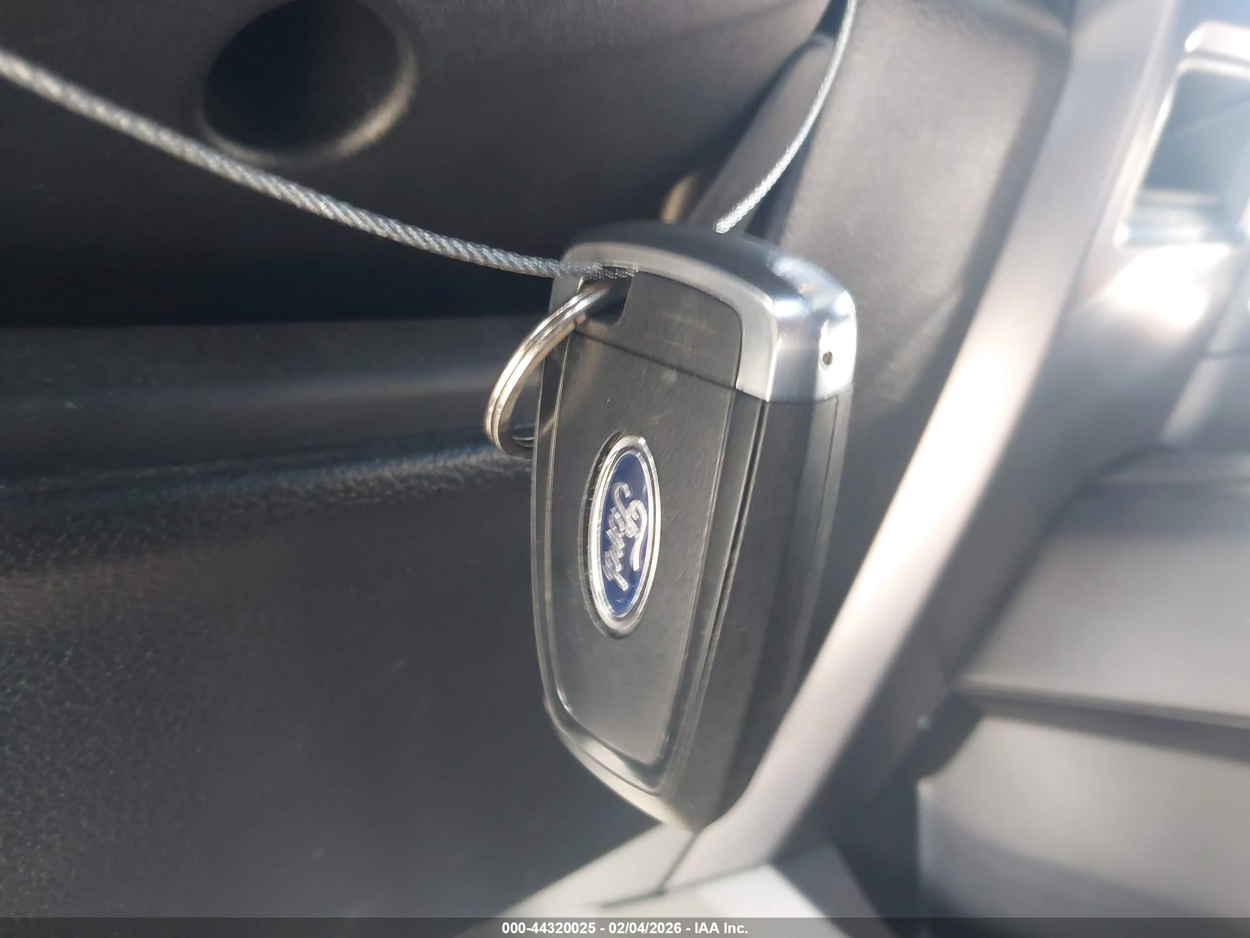 FORD EXPEDITION image 11