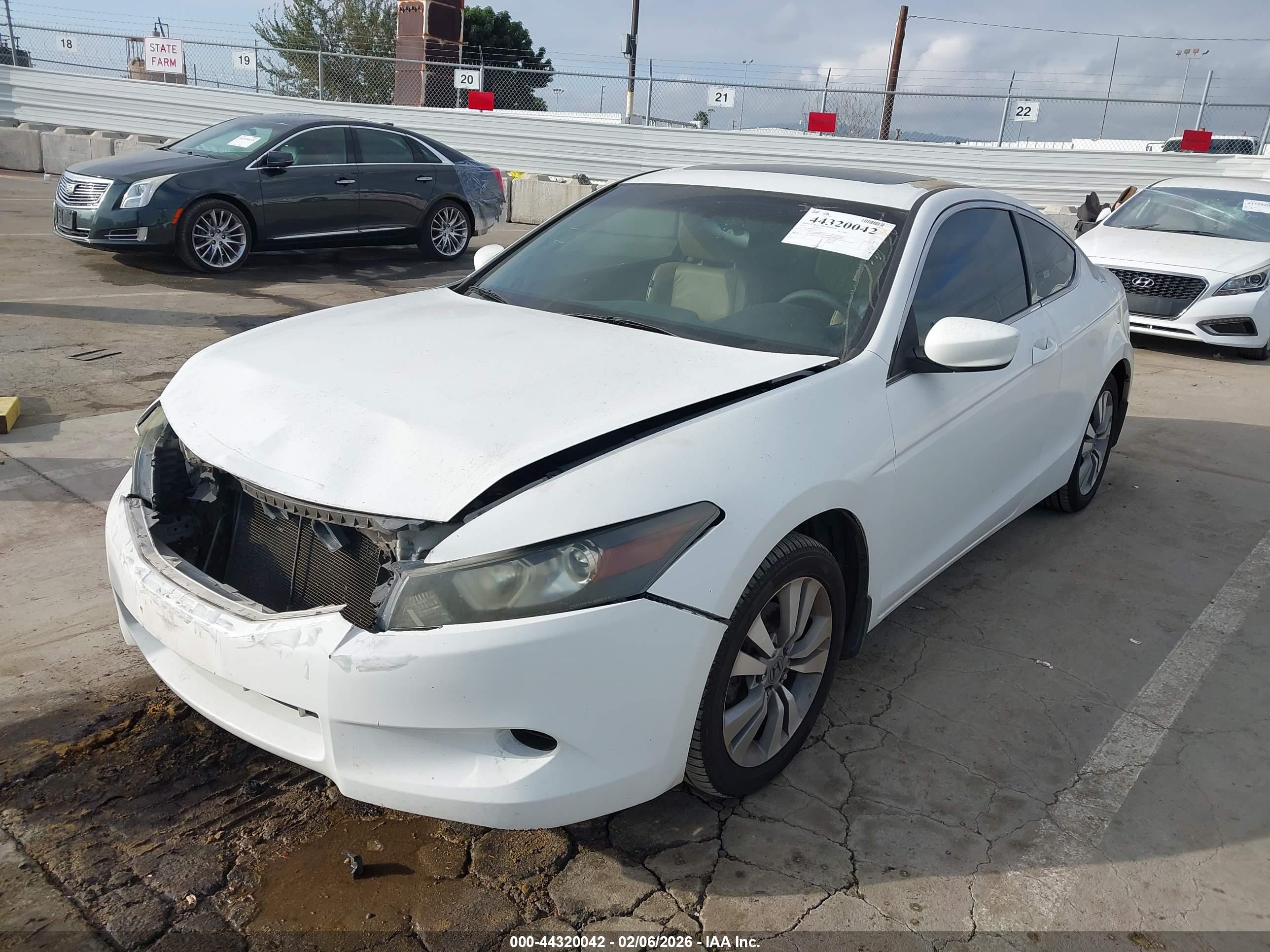HONDA ACCORD image 2