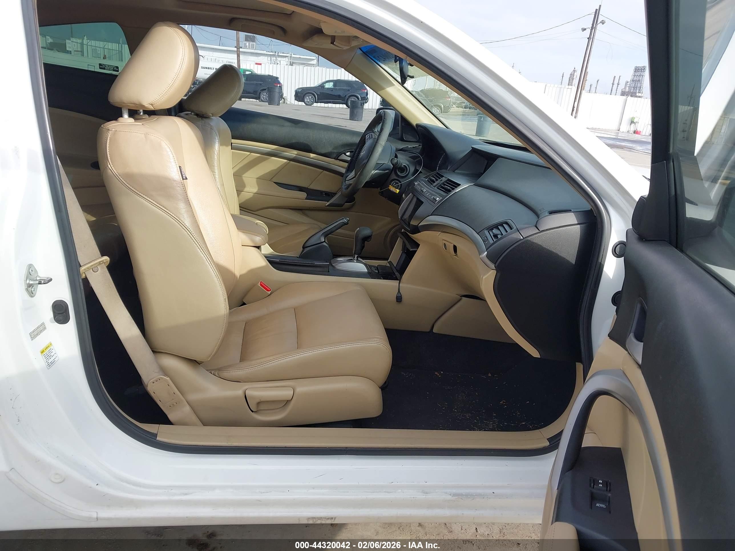 HONDA ACCORD image 5