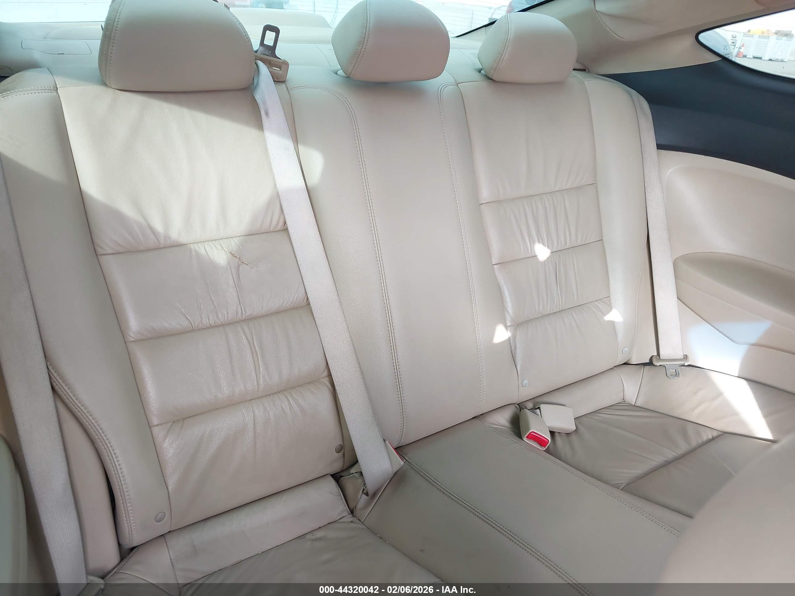 HONDA ACCORD image 8