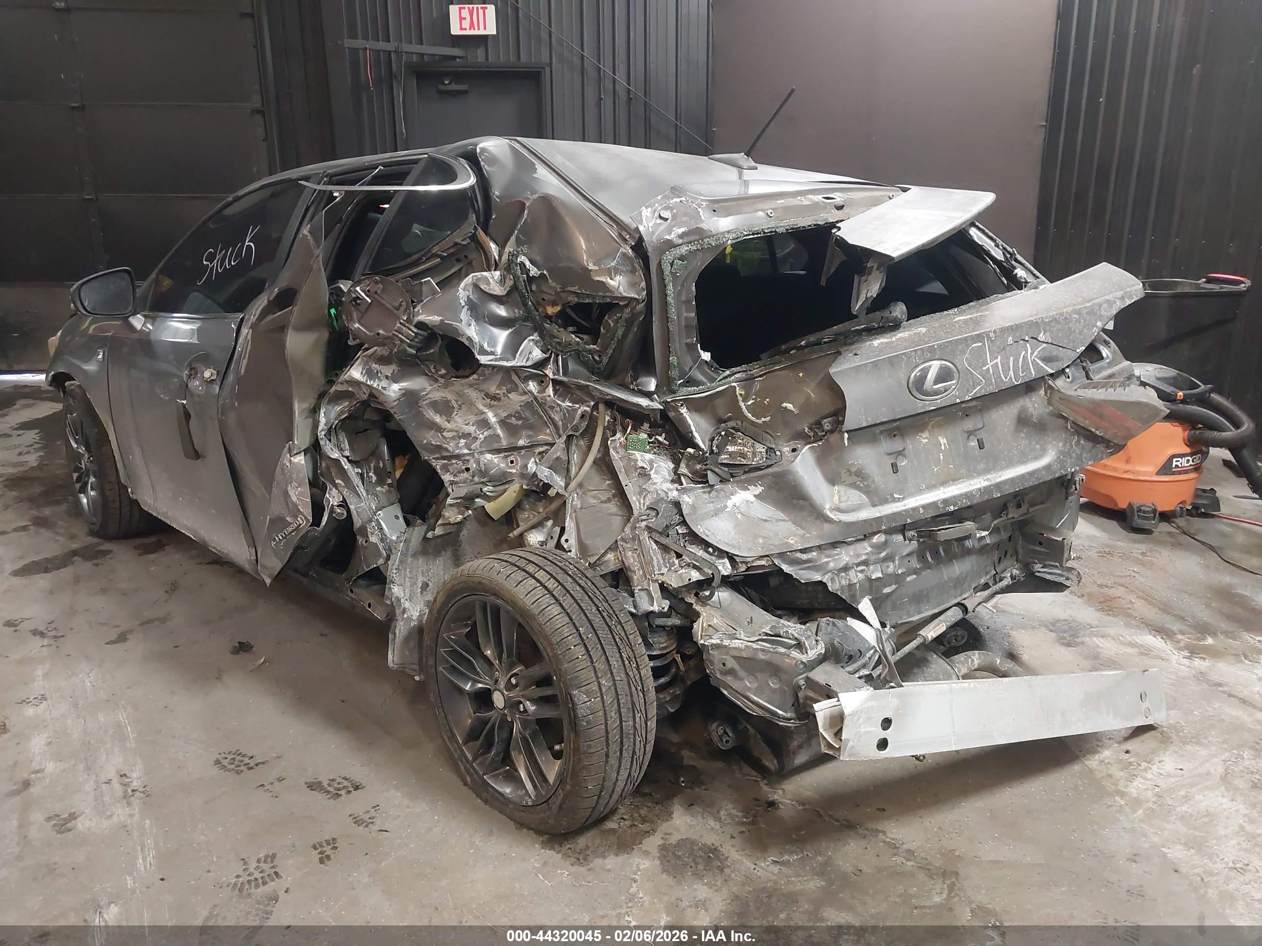 LEXUS CT image 3