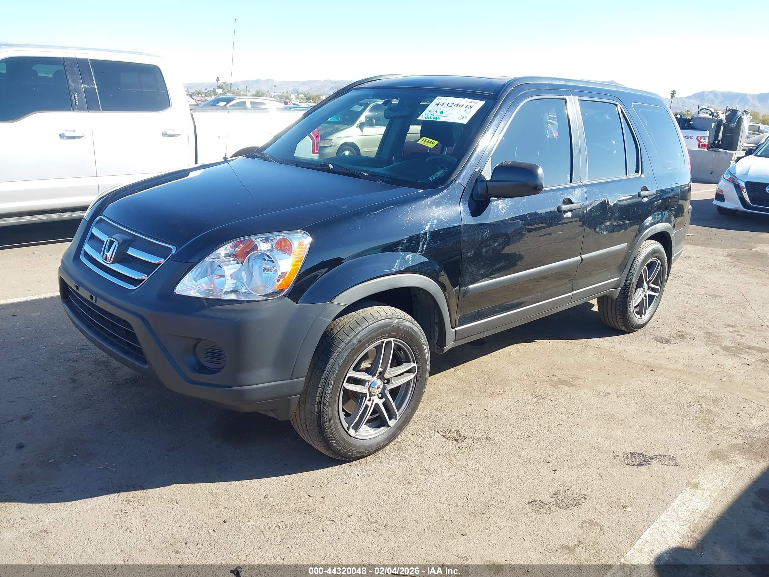 HONDA CR-V image 2