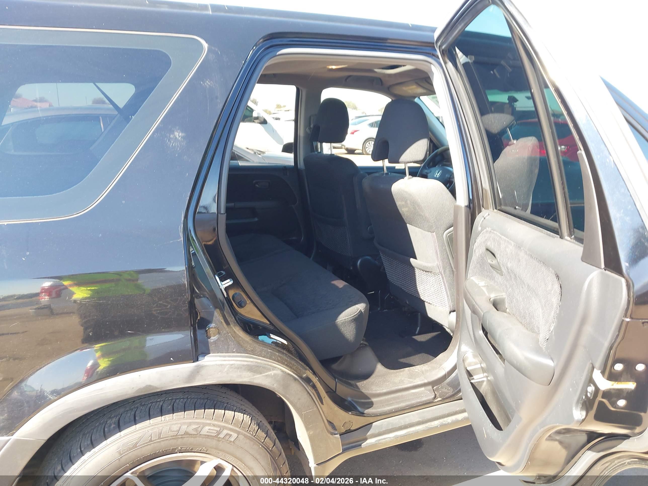 HONDA CR-V image 8