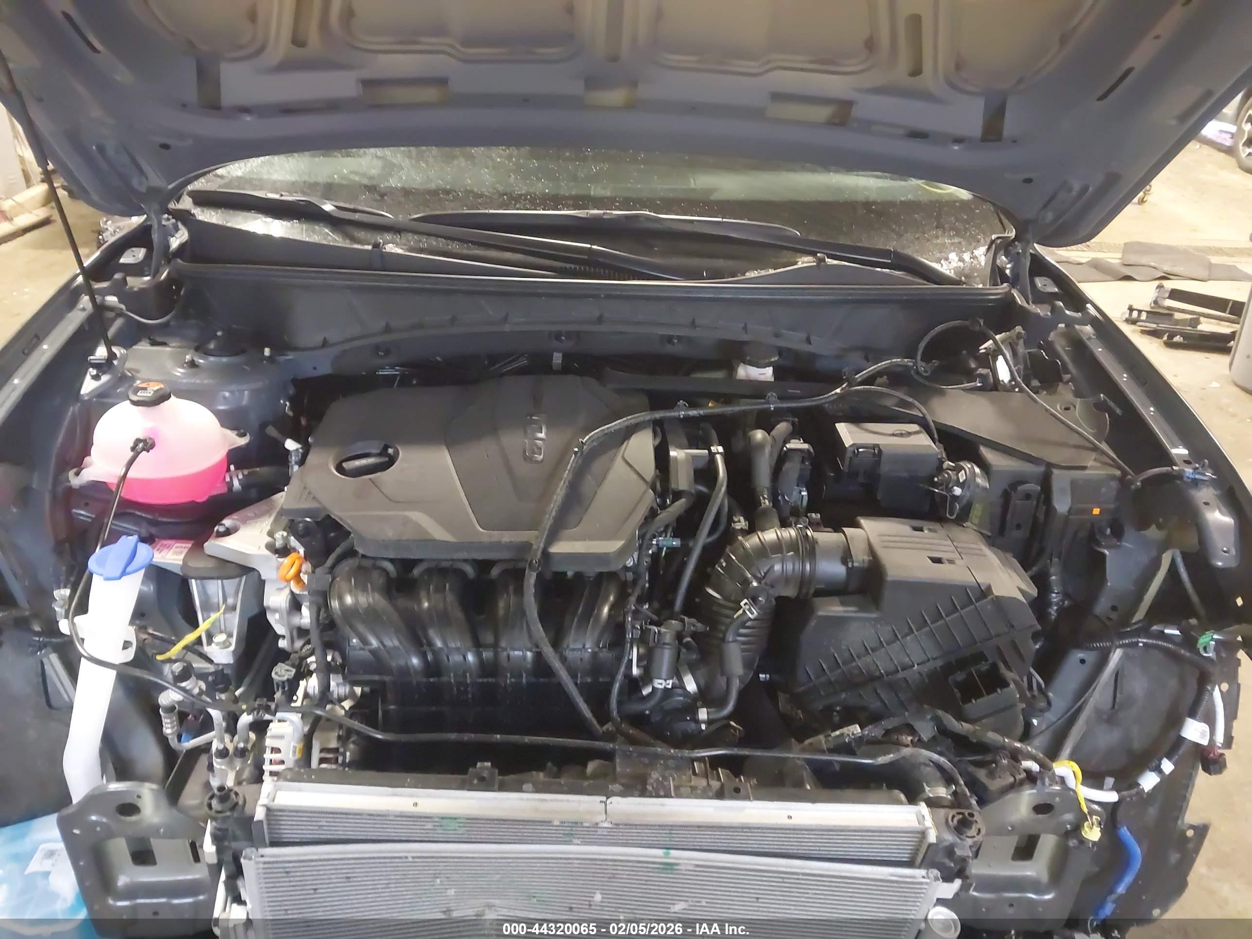 HYUNDAI TUCSON image 10