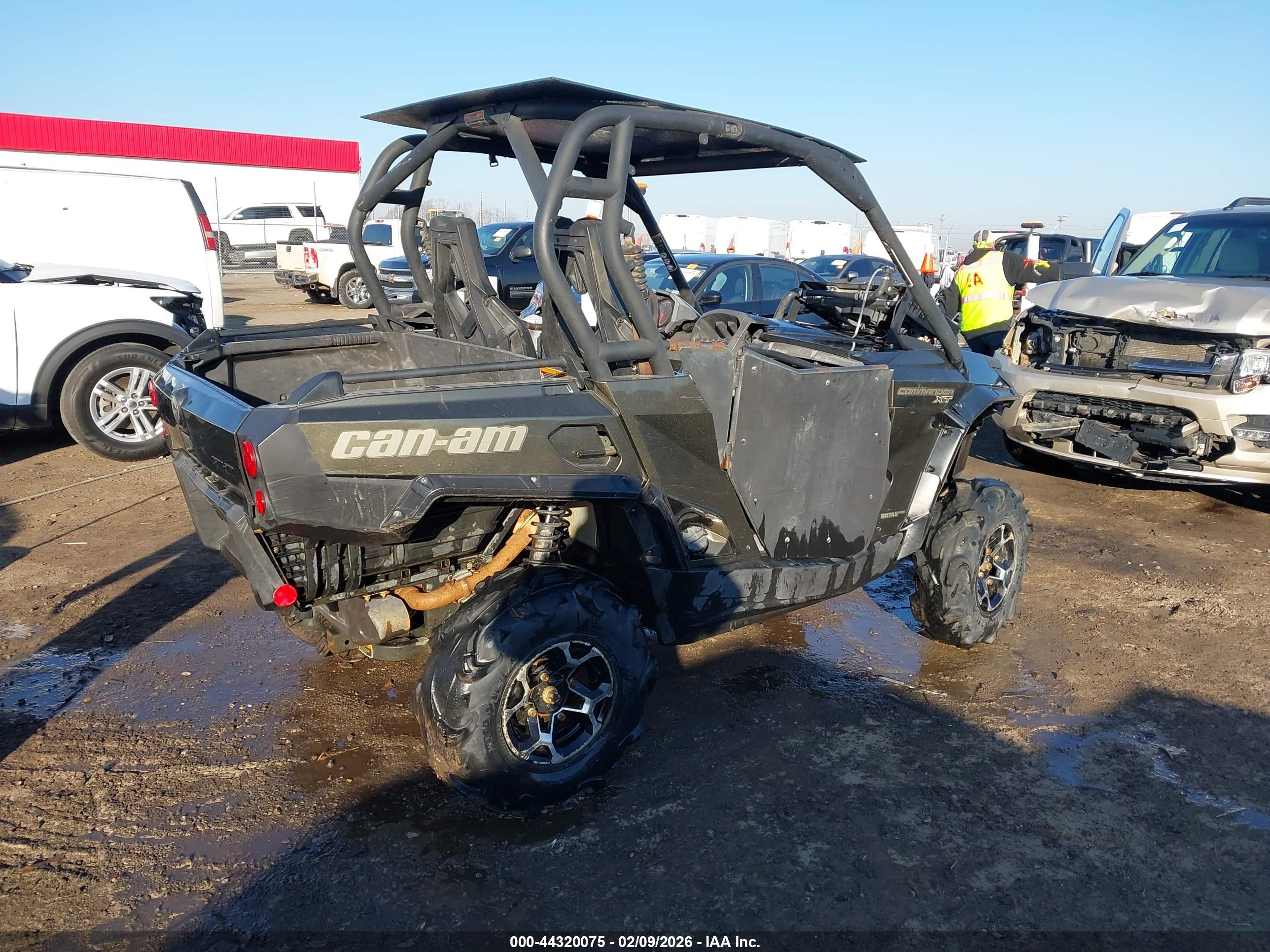 CAN-AM COMMANDER image 4