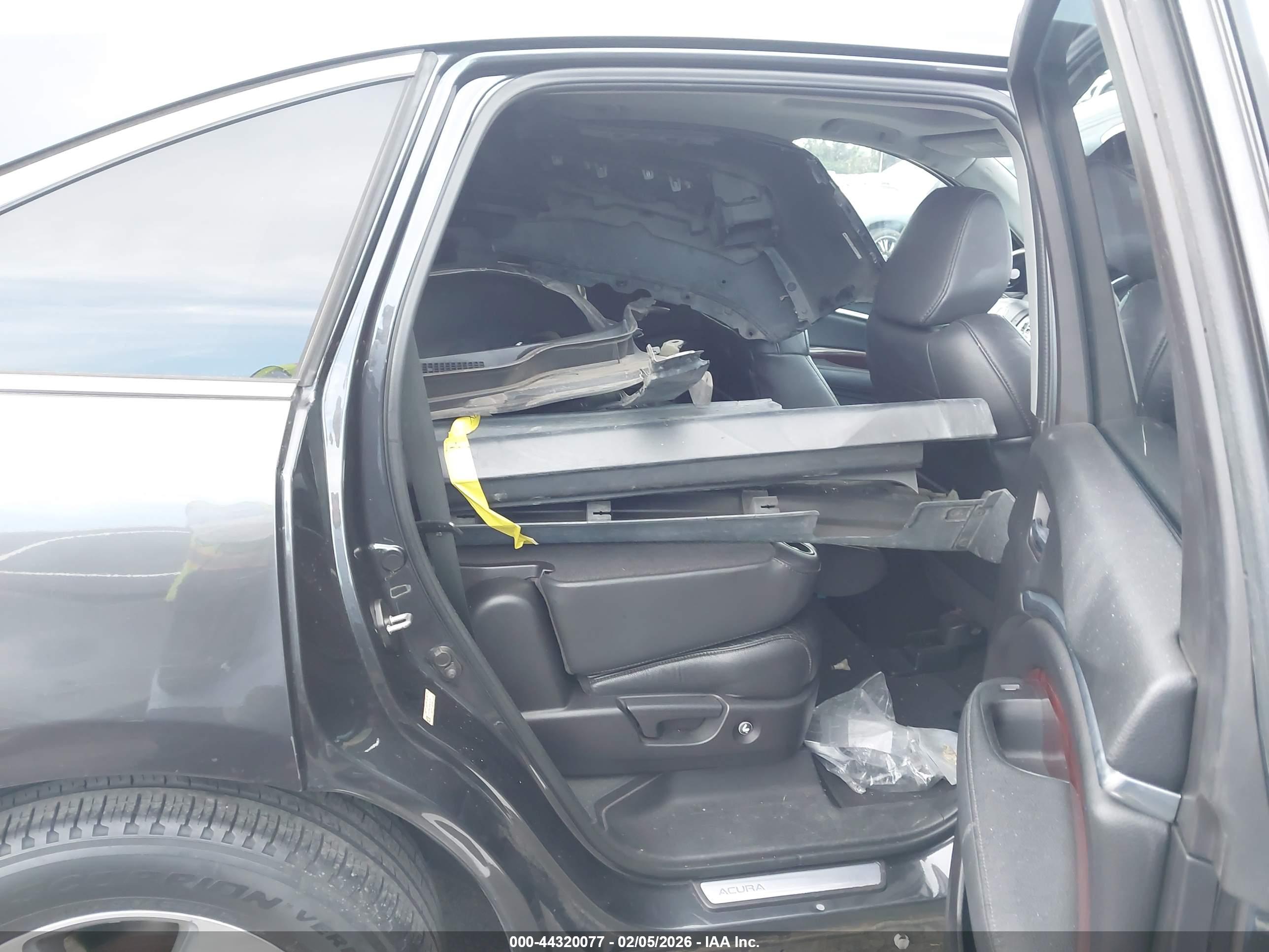 ACURA MDX image 8