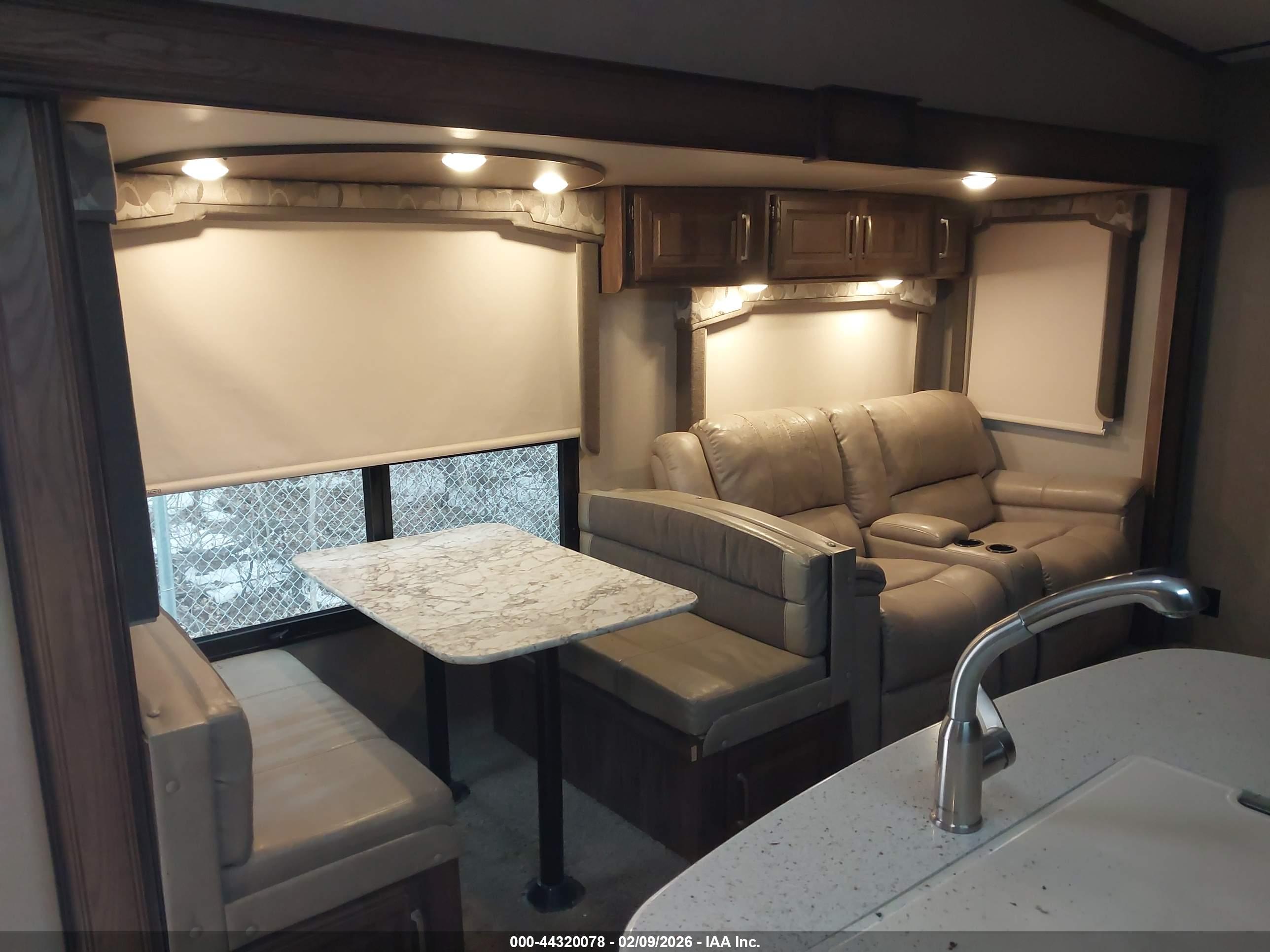KEYSTONE RV image 7