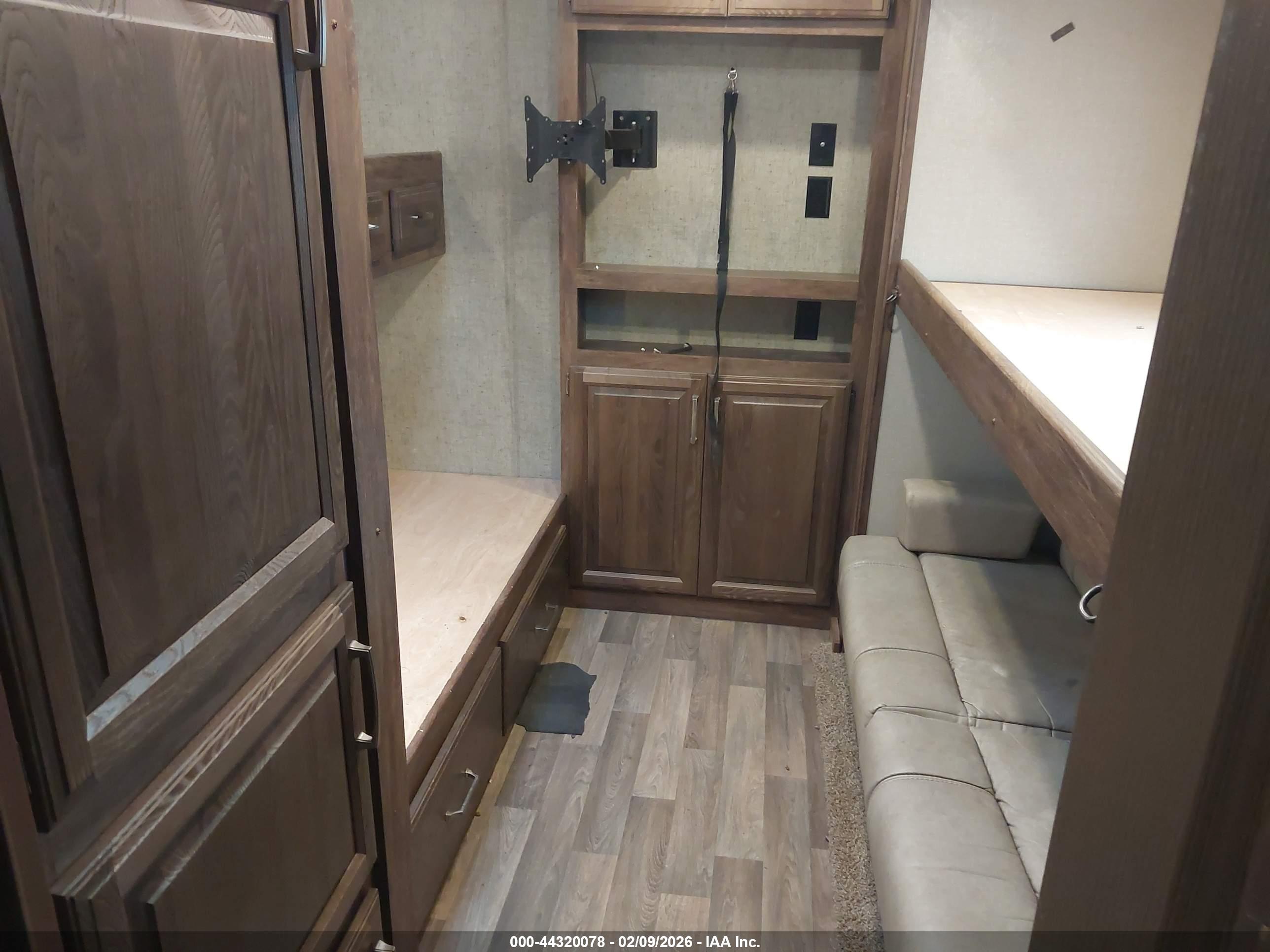 KEYSTONE RV image 8