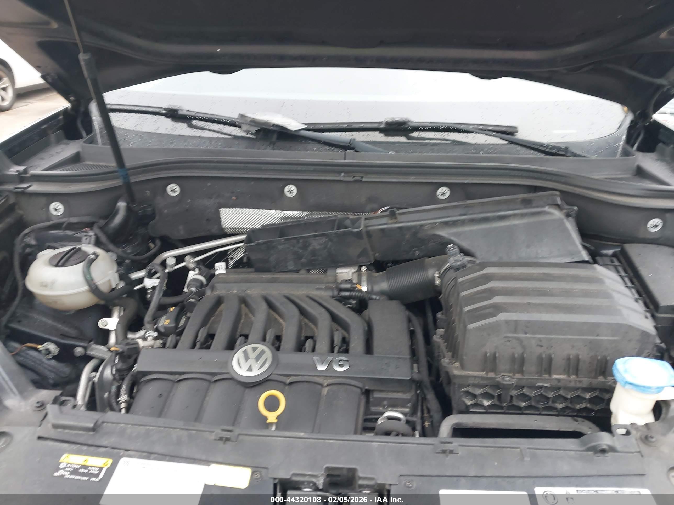 VOLKSWAGEN ATLAS image 10