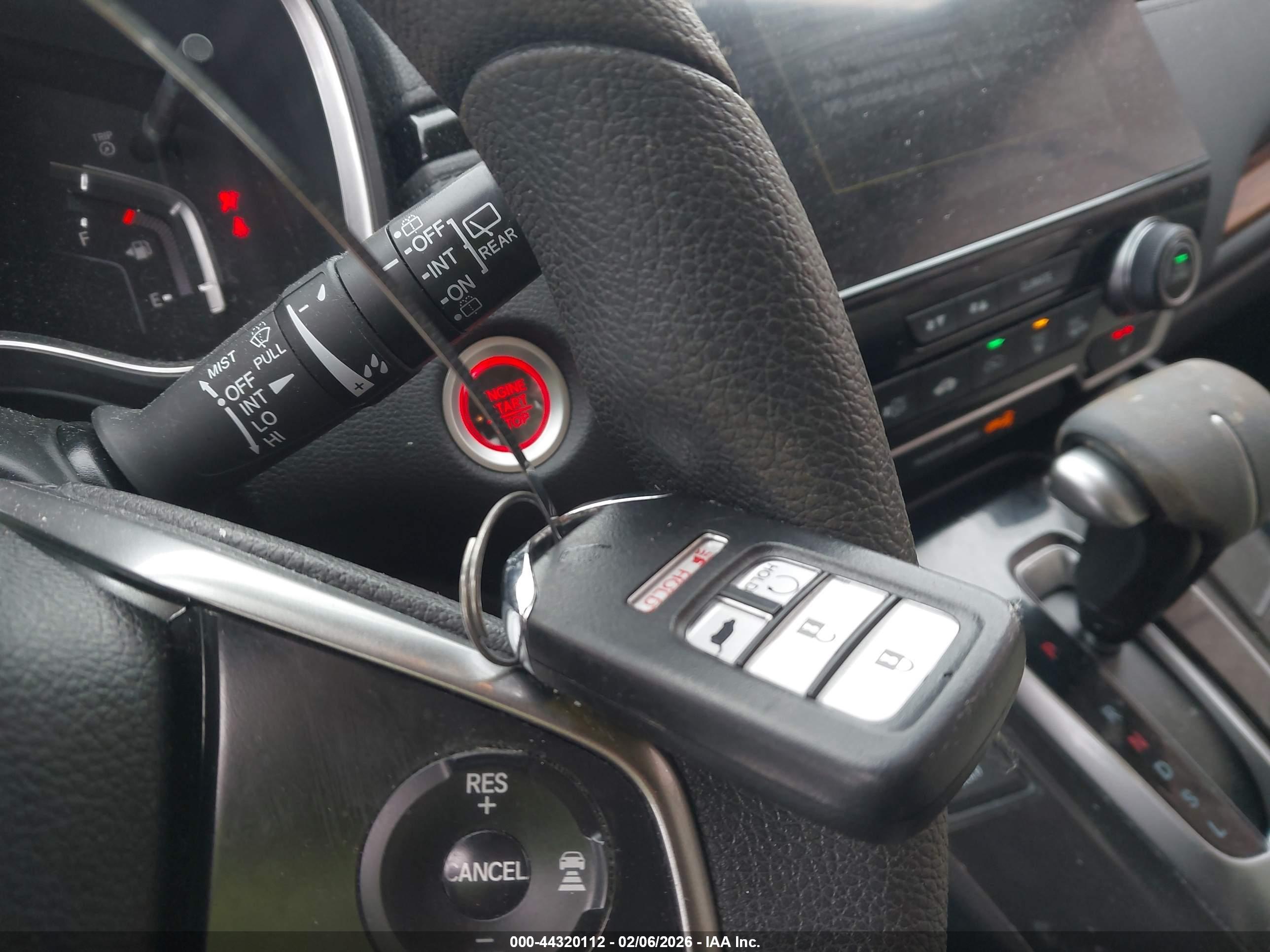 HONDA CR-V image 11