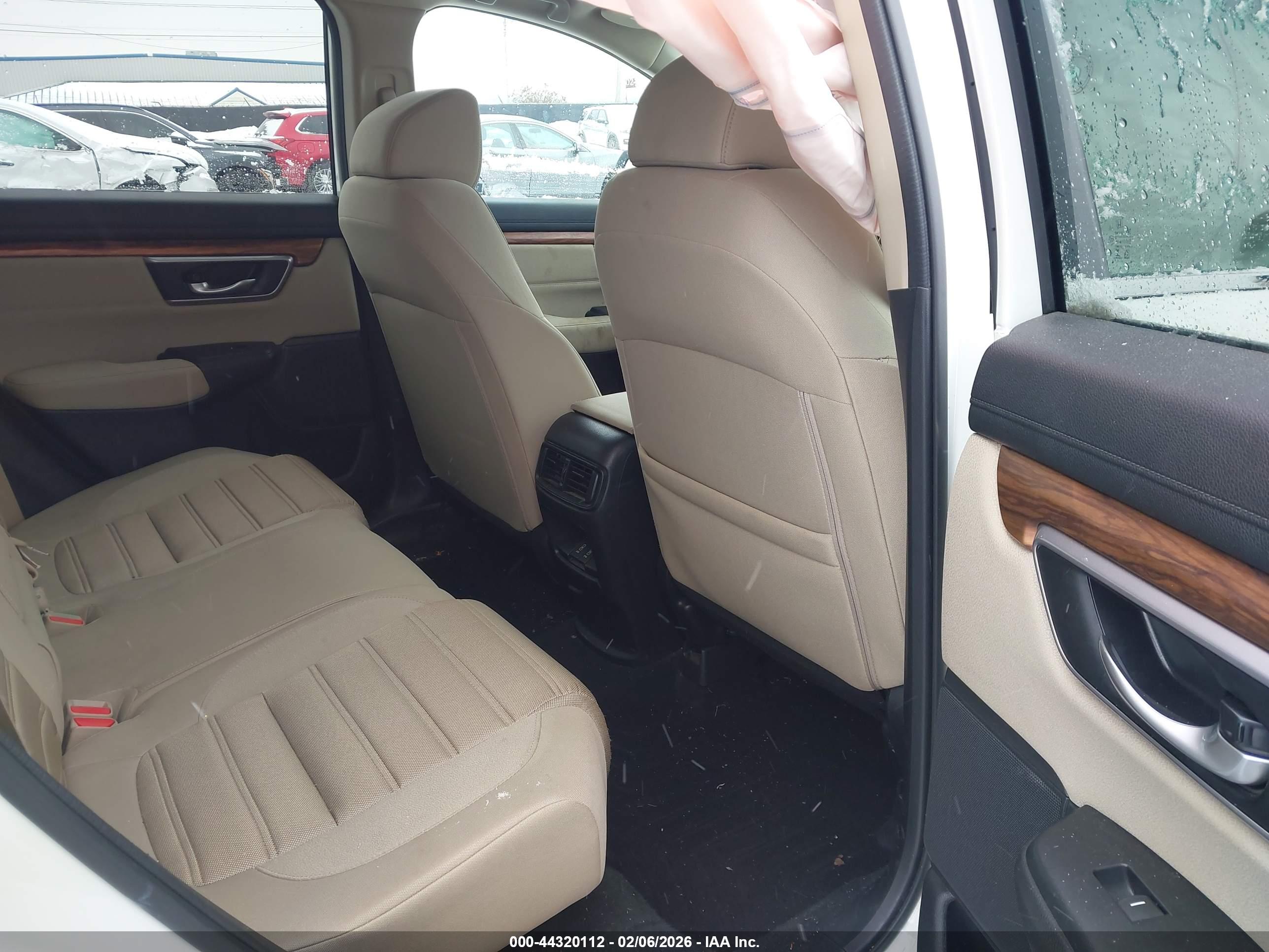 HONDA CR-V image 8