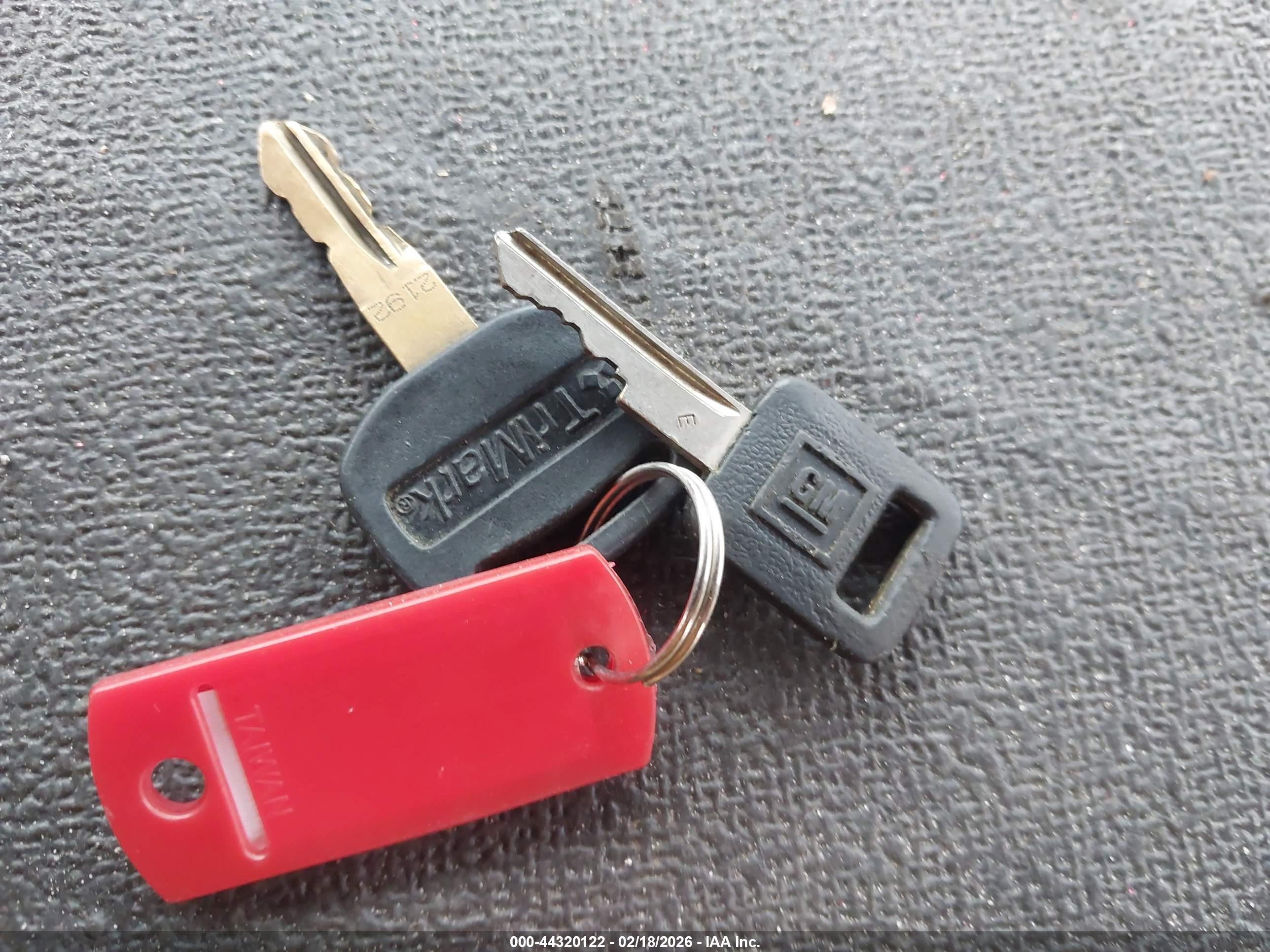 CHEVROLET P30 image 11
