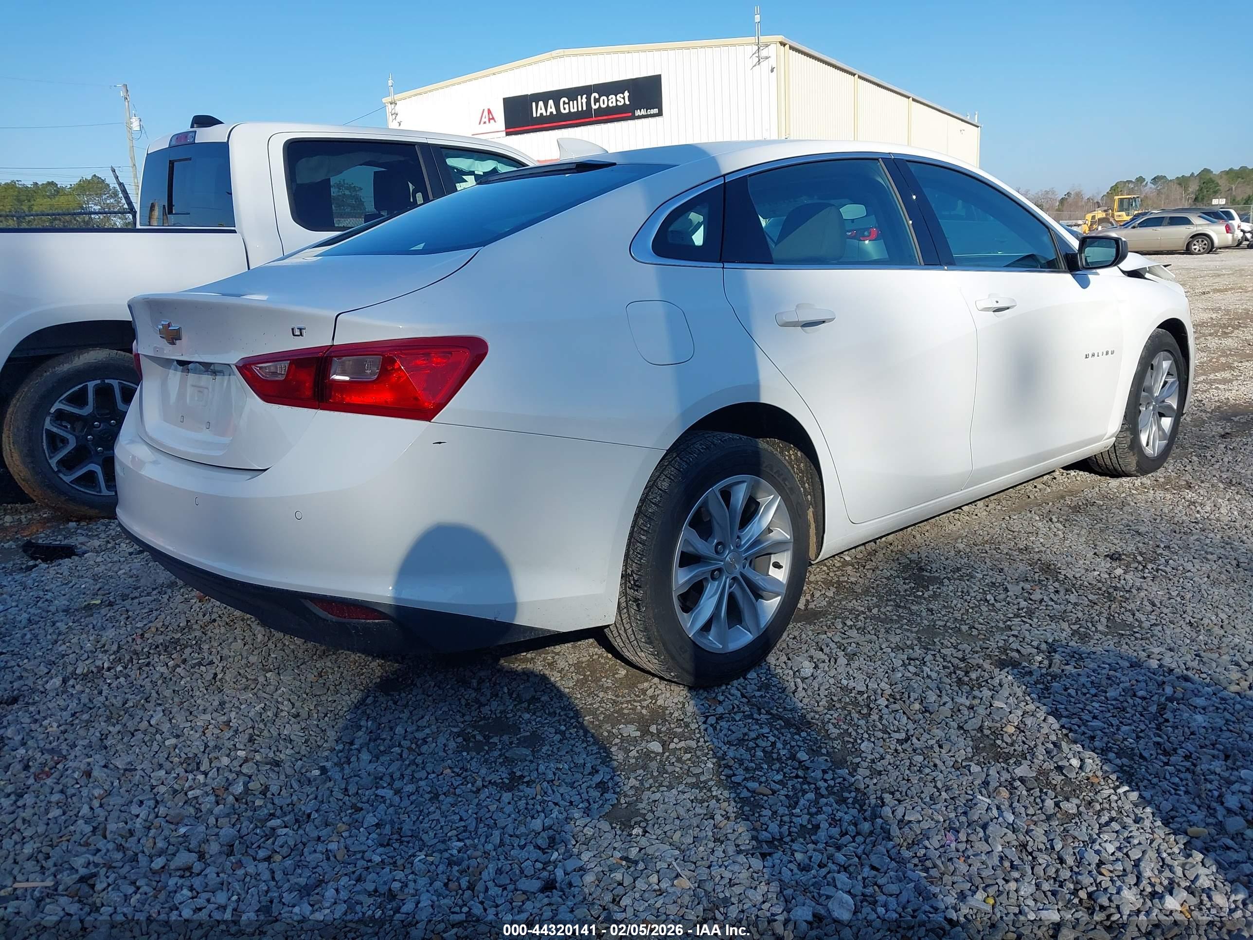 CHEVROLET MALIBU image 4