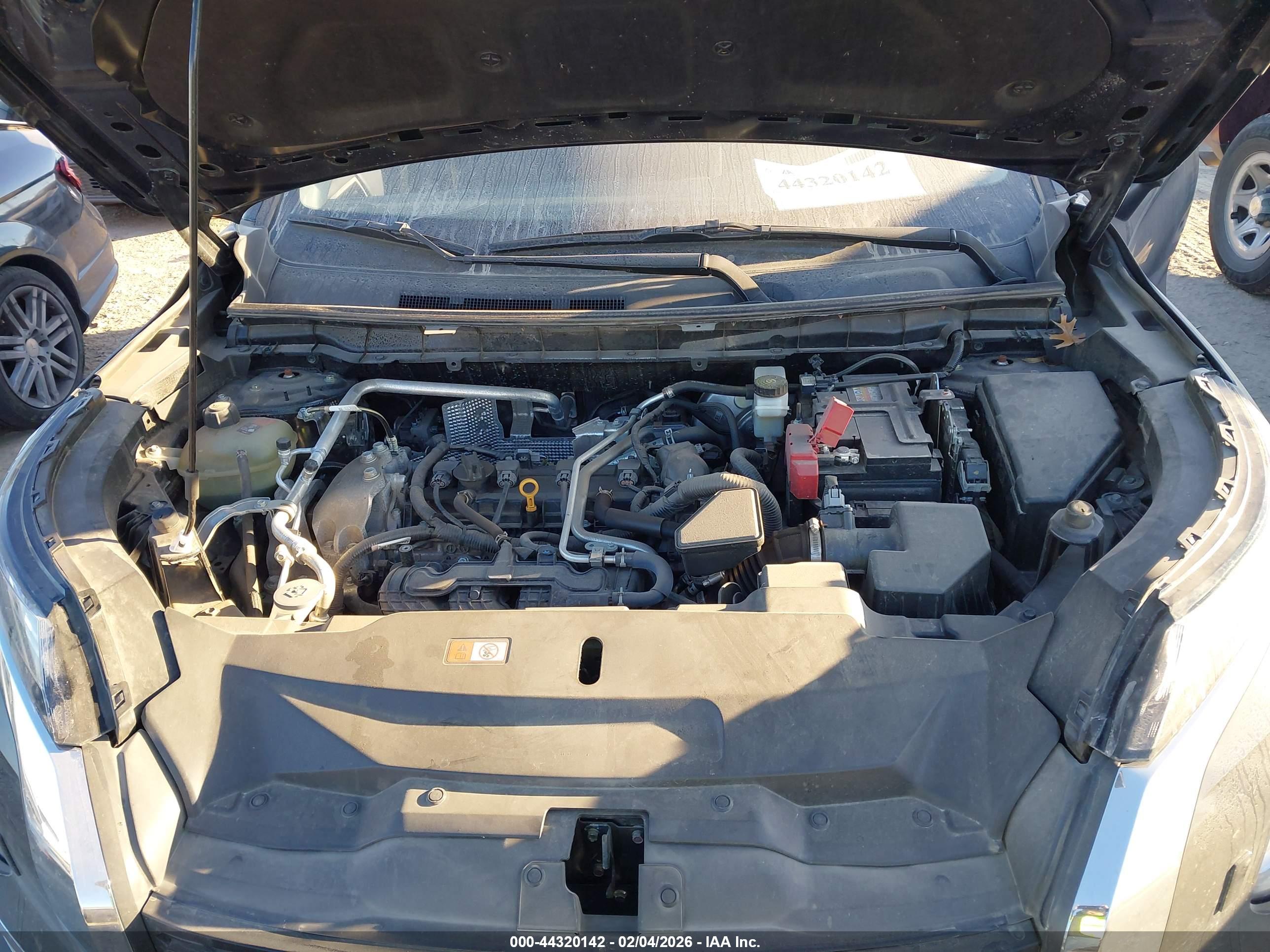 MITSUBISHI OUTLANDER image 10