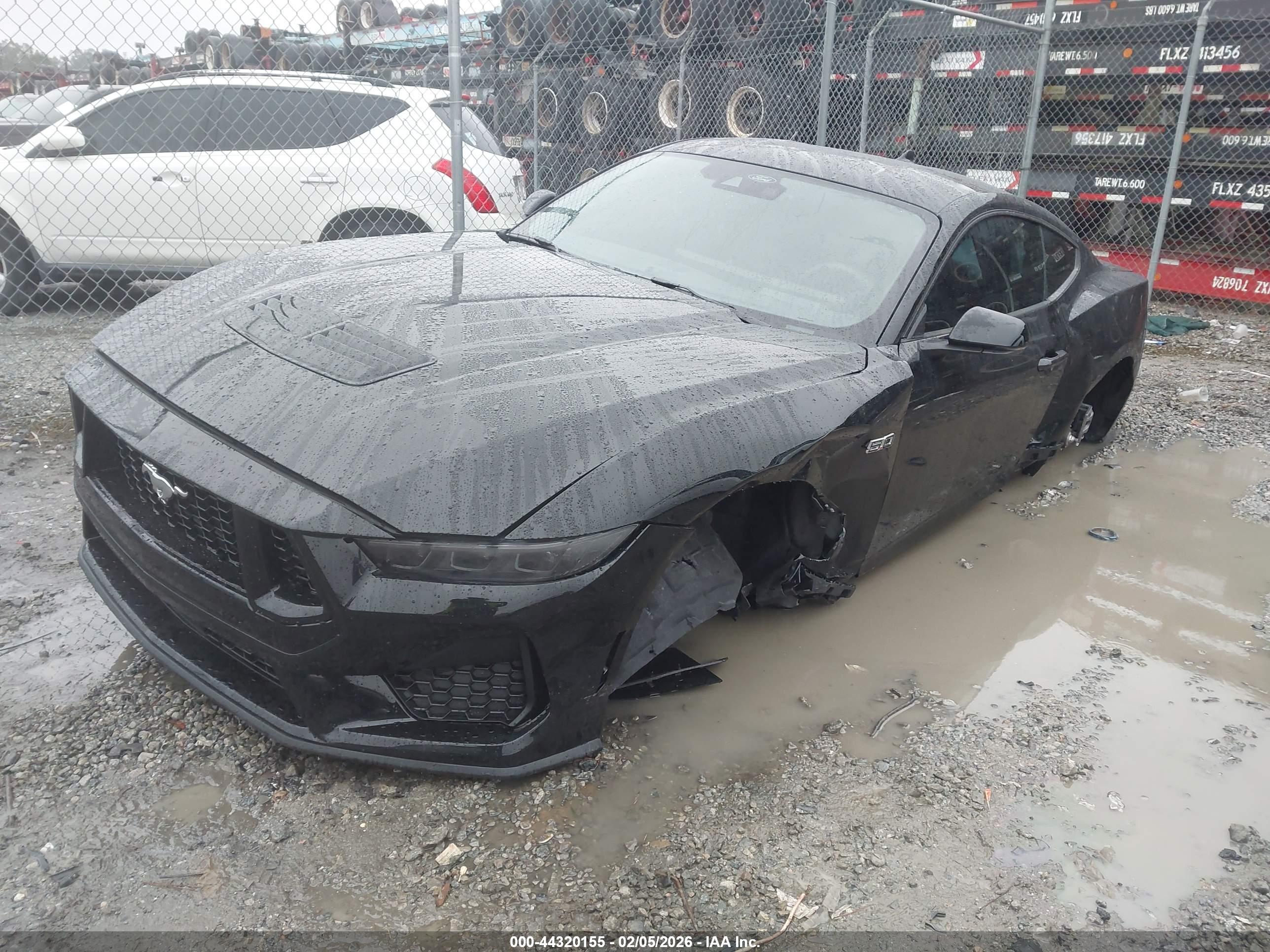 FORD MUSTANG image 2