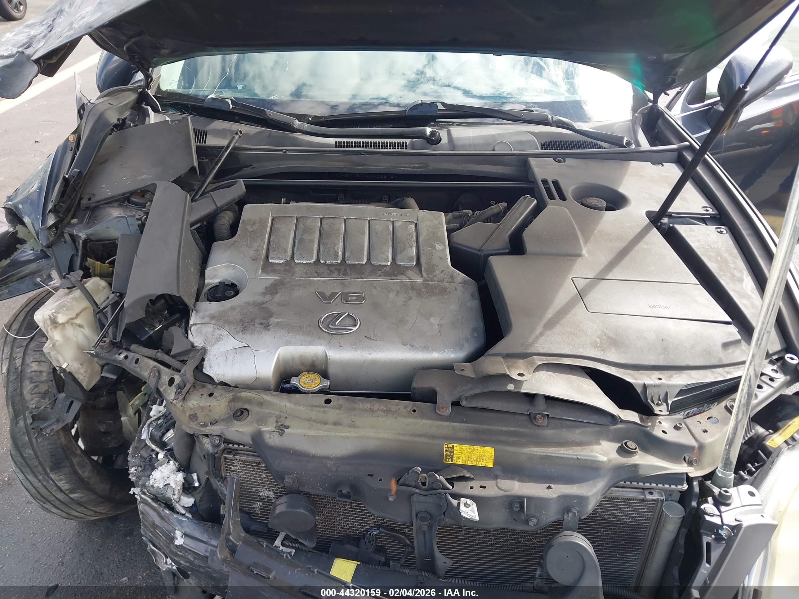LEXUS ES image 10