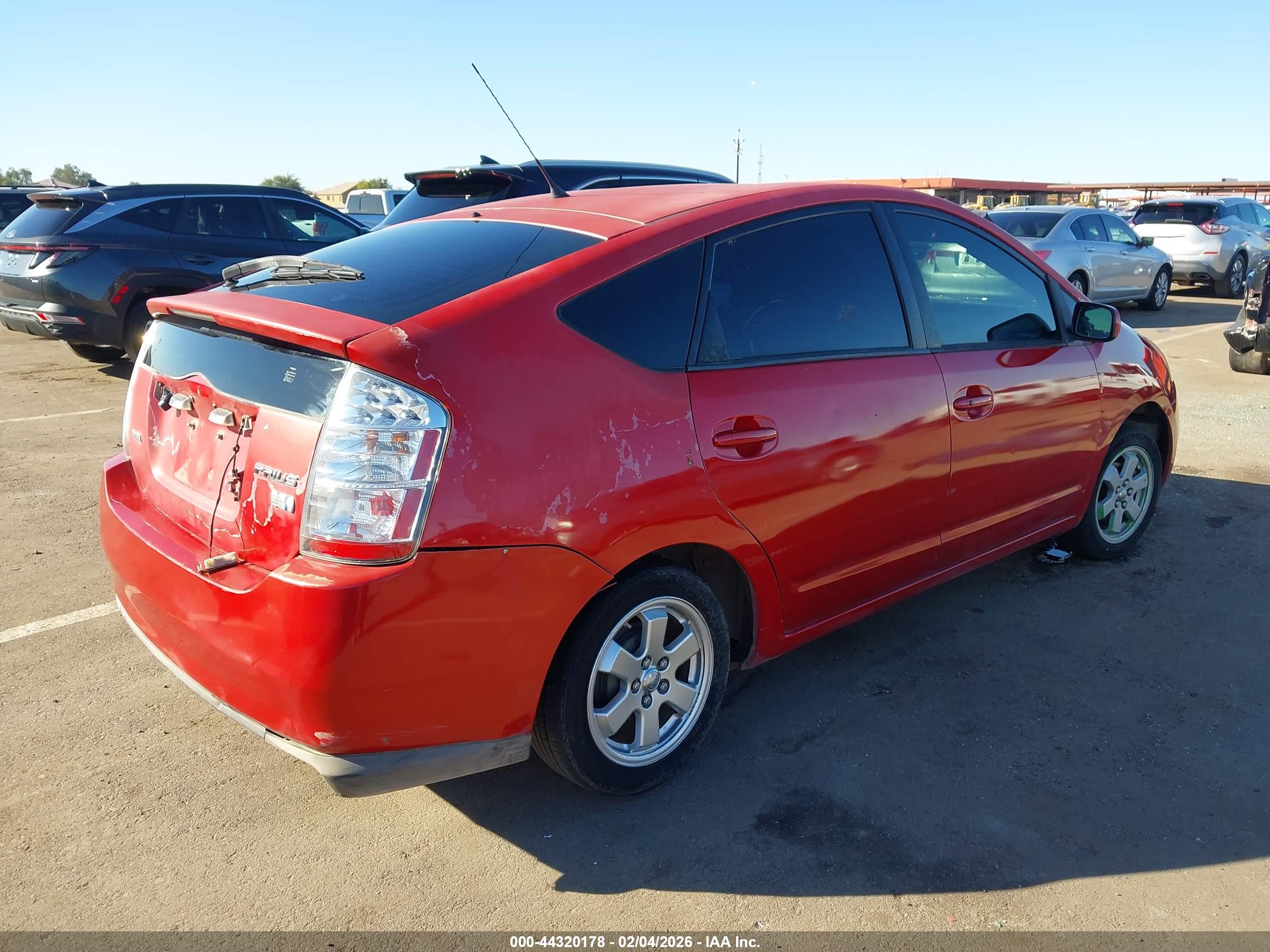 TOYOTA PRIUS image 4