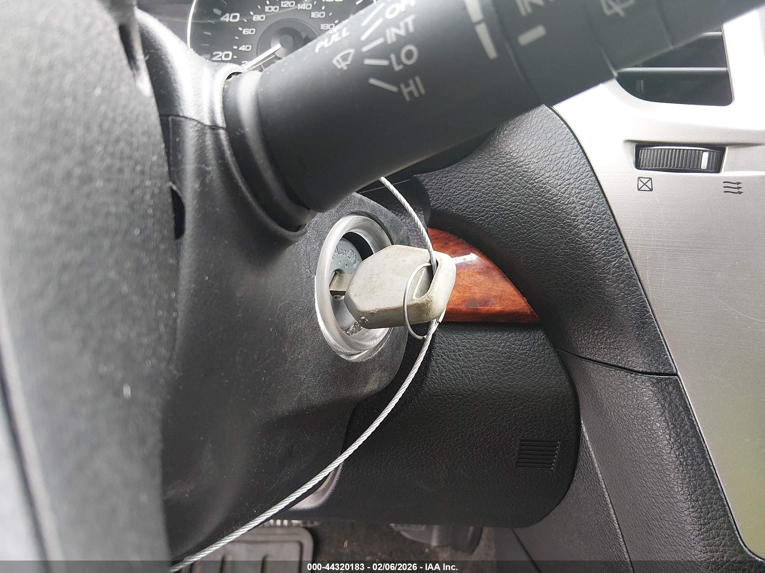 SUBARU OUTBACK image 11