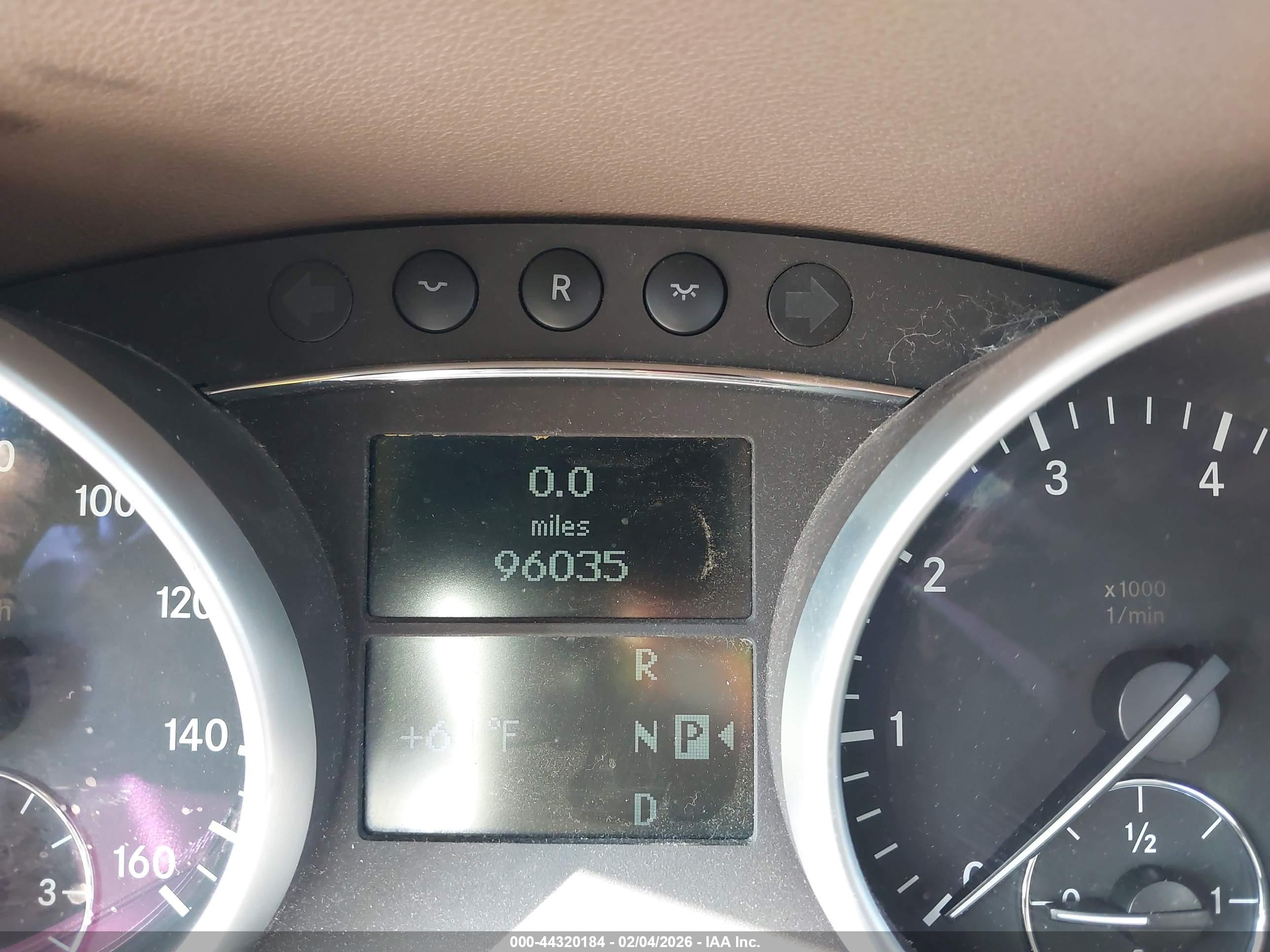 MERCEDES-BENZ ML image 7