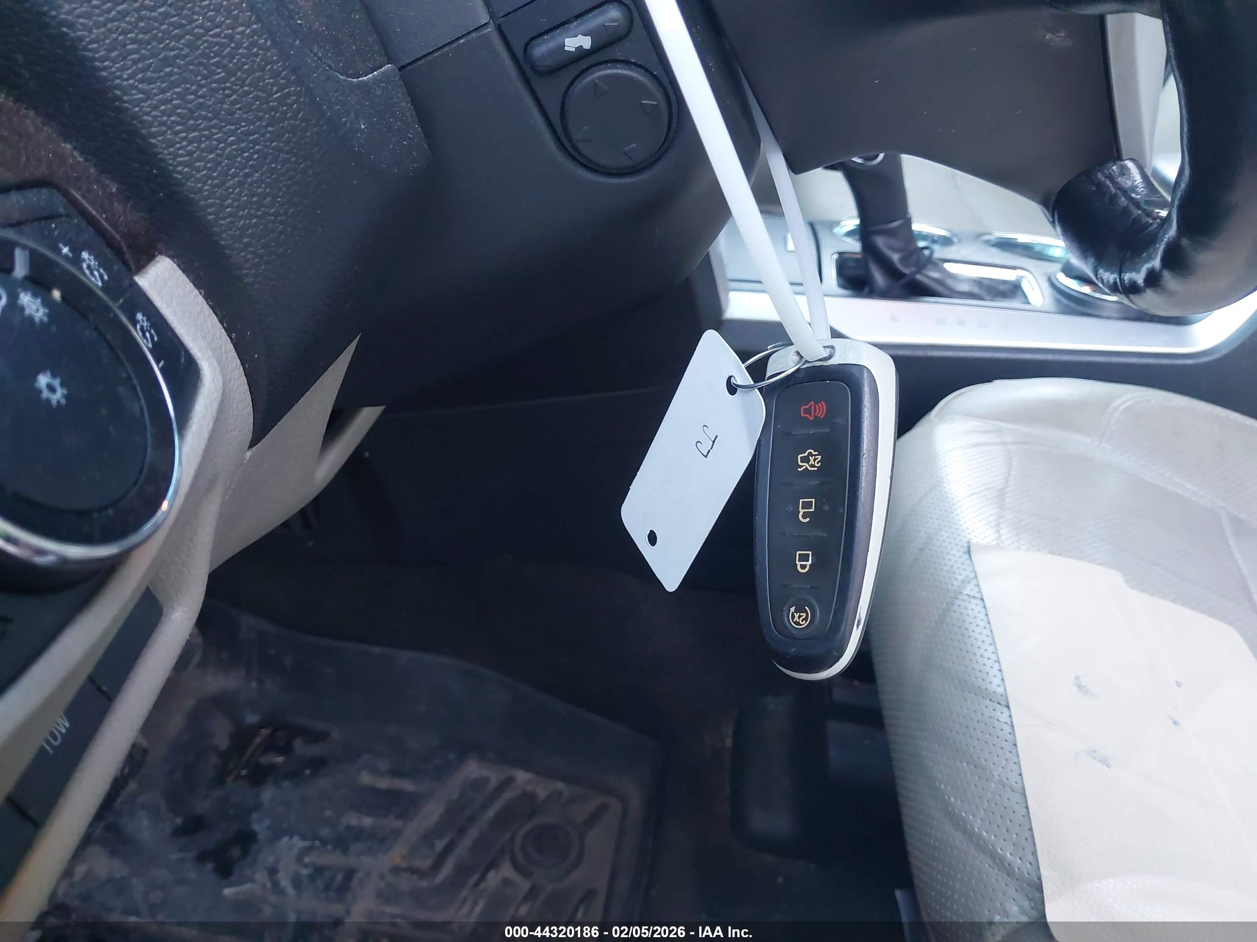 FORD EXPLORER image 11