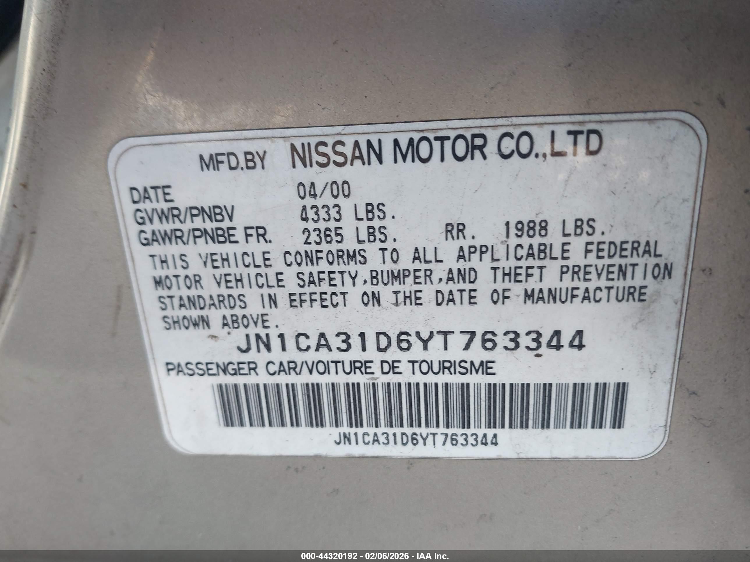 NISSAN MAXIMA image 9