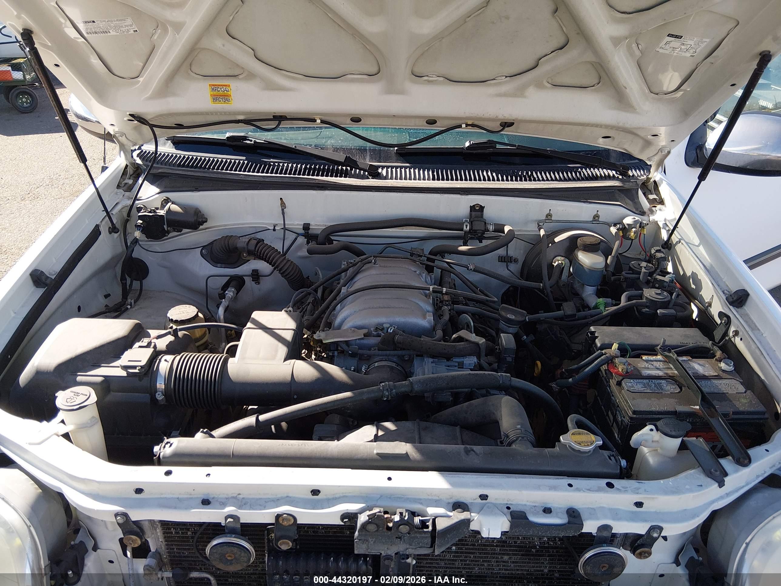TOYOTA TUNDRA image 10
